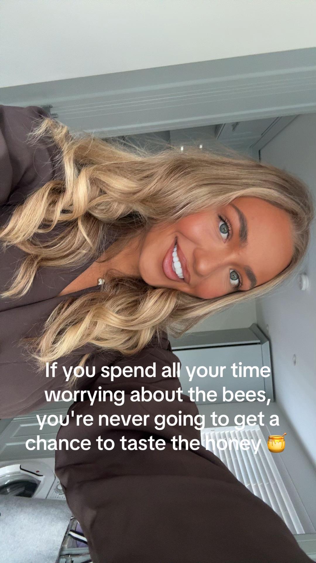 @Kayla_emily