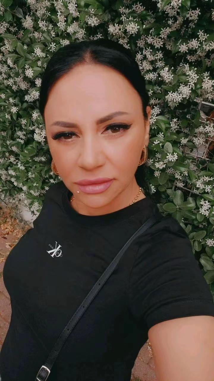 @Georgiana Geo