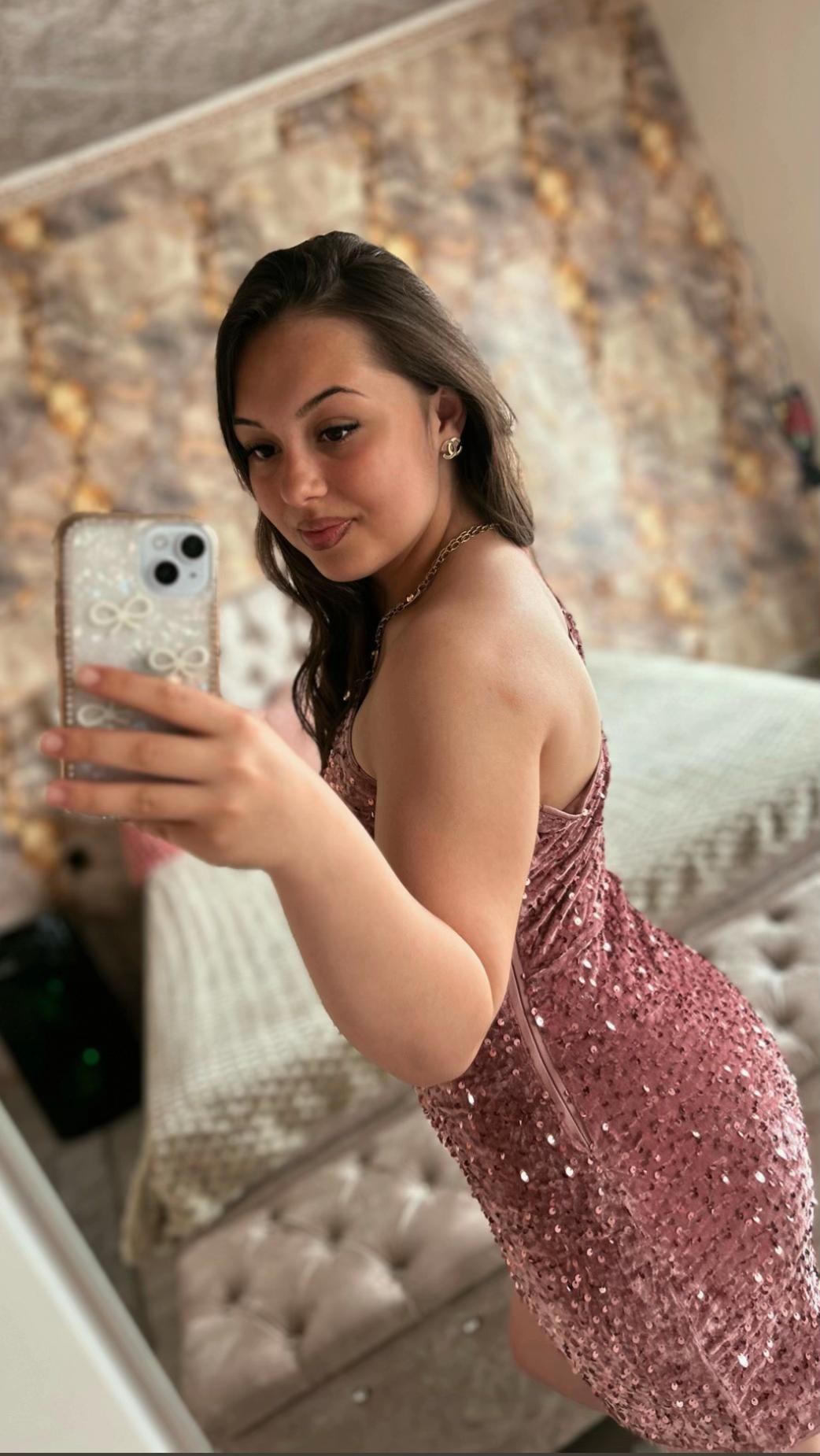 @🤍⚜️𝐇𝐞𝐧𝐫𝐢𝐞𝐭𝐭𝐚⚜️🤍
