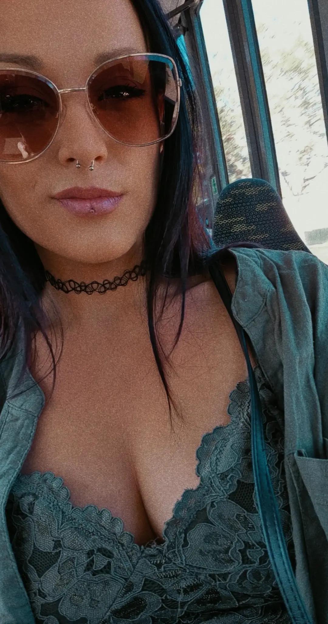 @Tina-Katarina