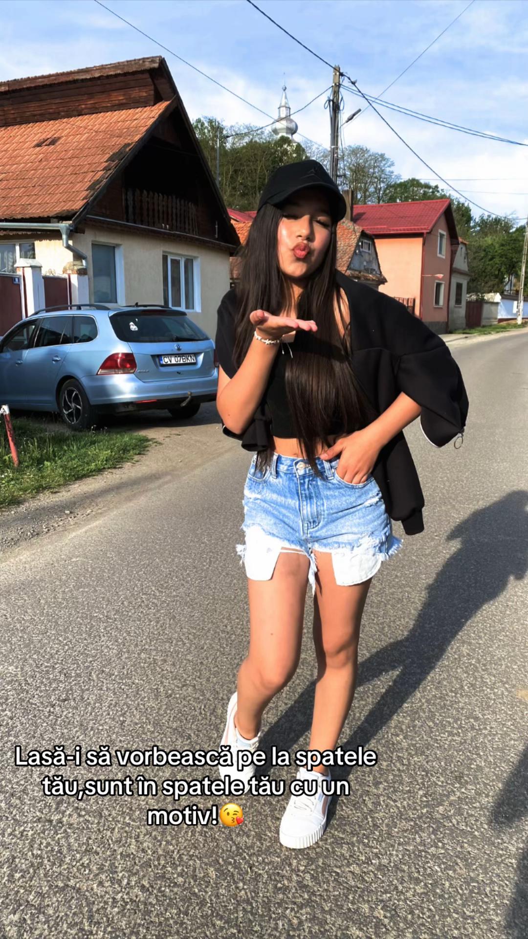 @🦋𝓐𝓷𝓭𝓻𝓪_𝓐𝓵𝓮𝓮🦋