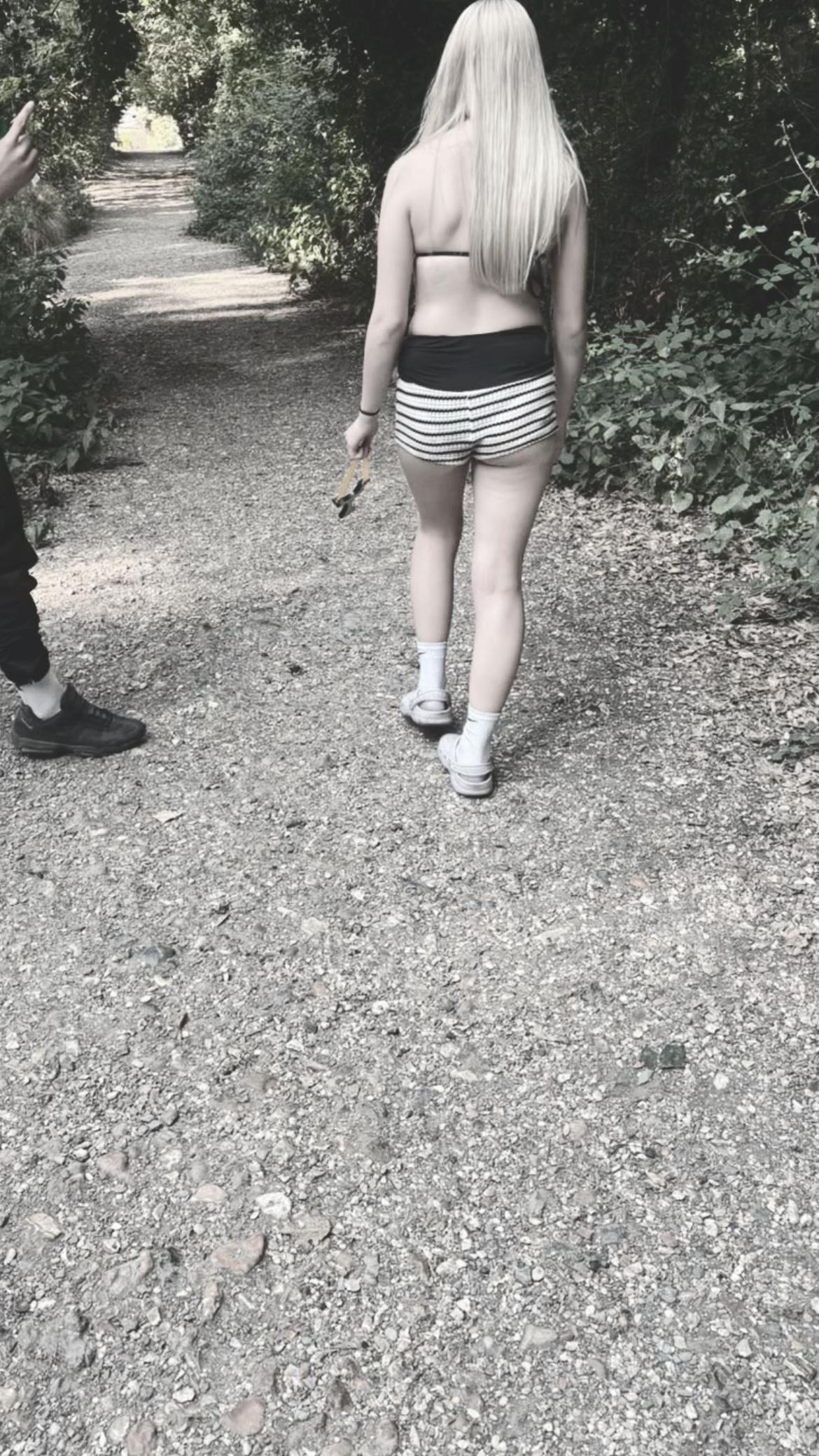 @𝐤𝐞𝐞𝐯𝐚 𝐫𝐨𝐬𝐞🎠⚜️