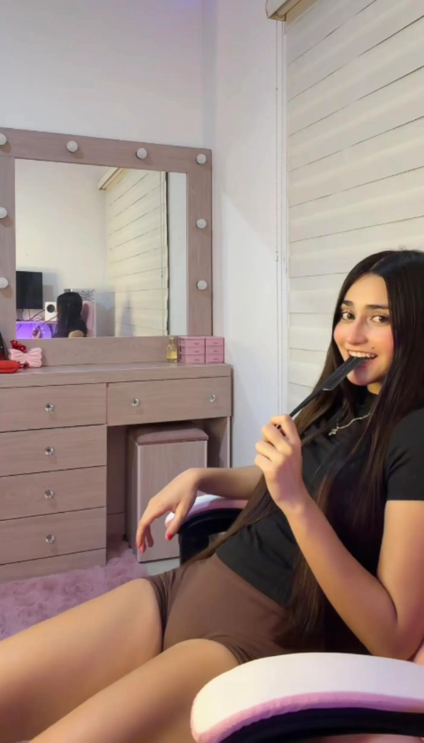 @akemtz3