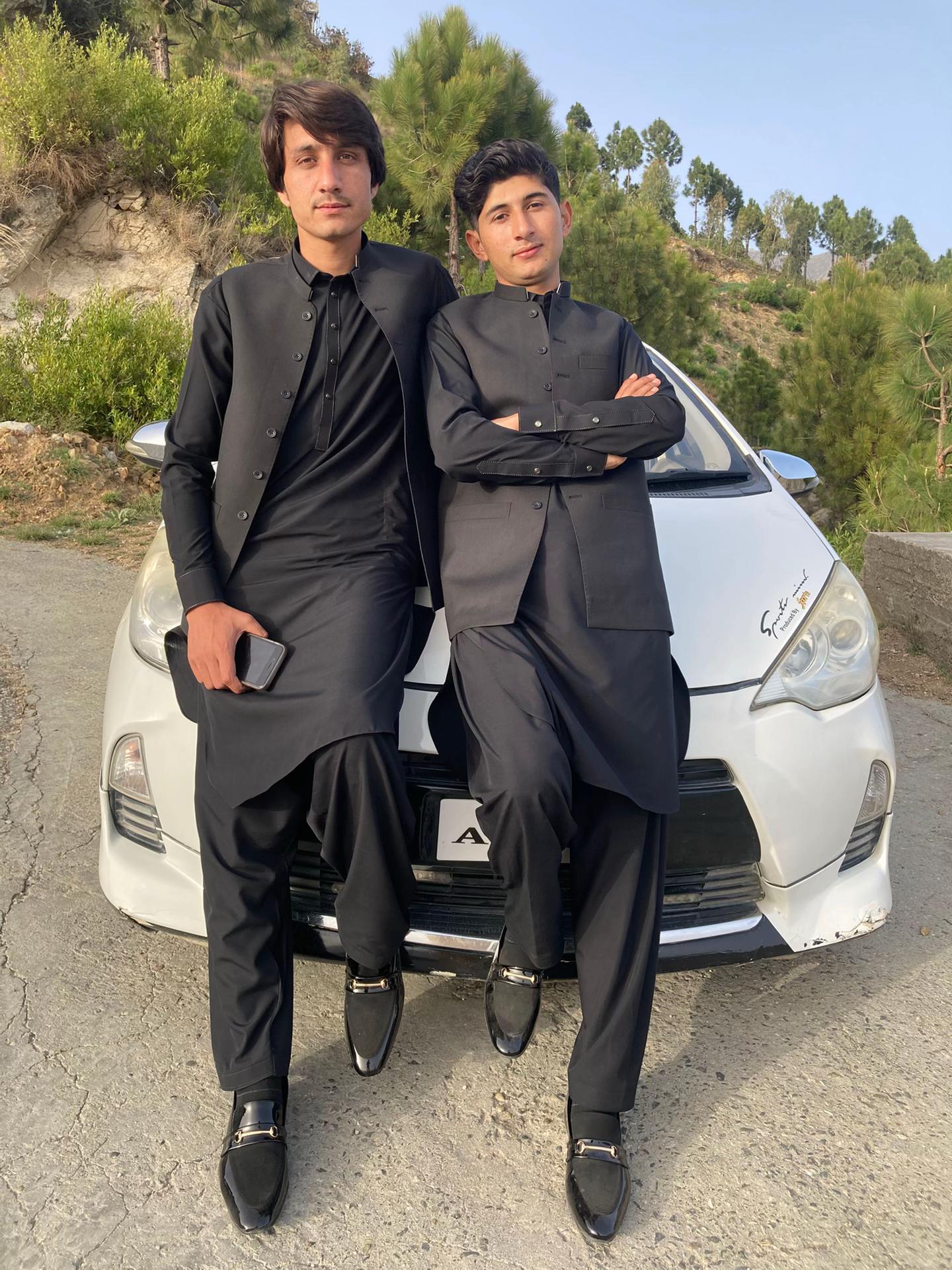 @Hanif Nasim🍫🏏