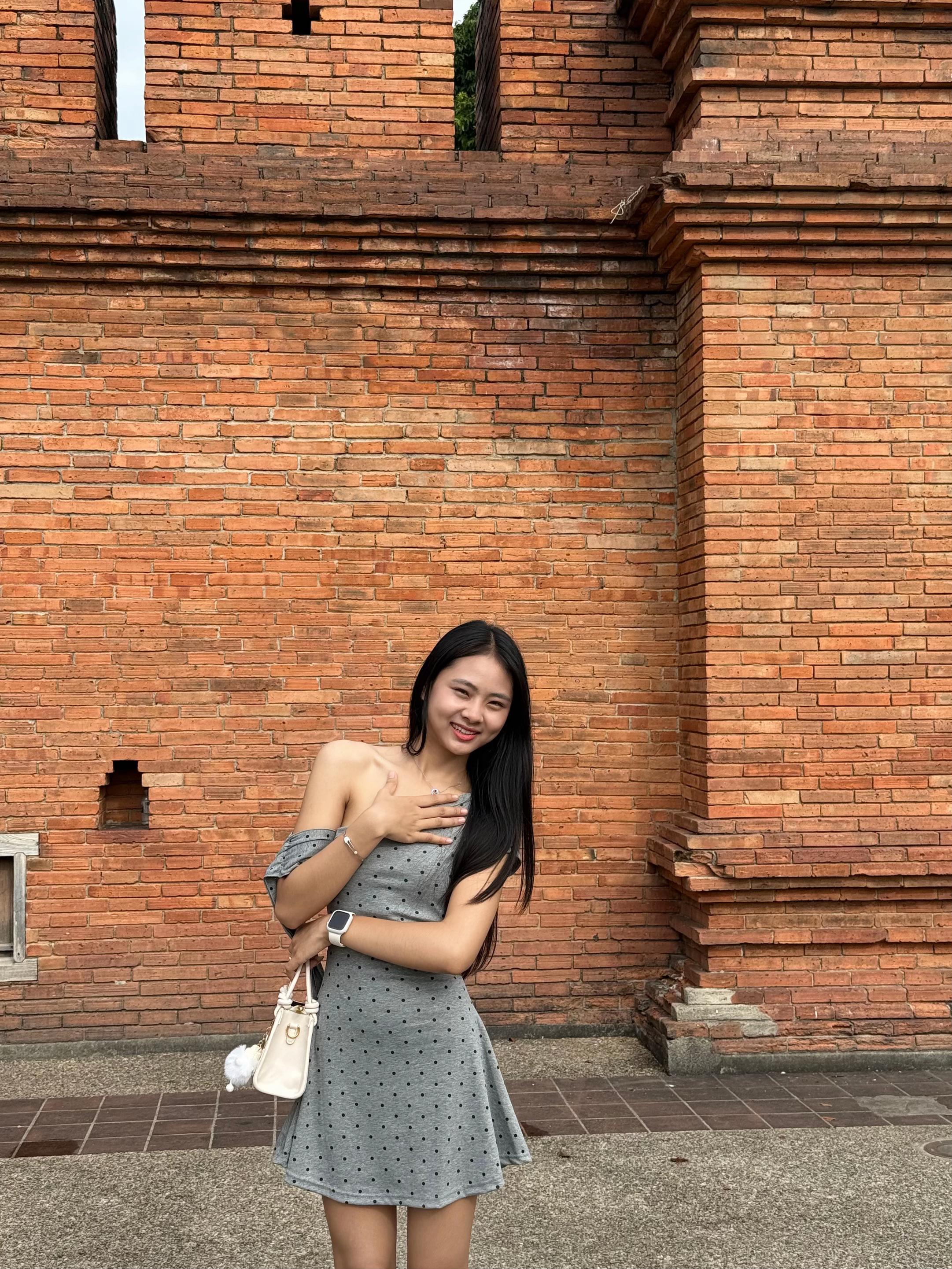 @Kwan Kham HLine🍀✨