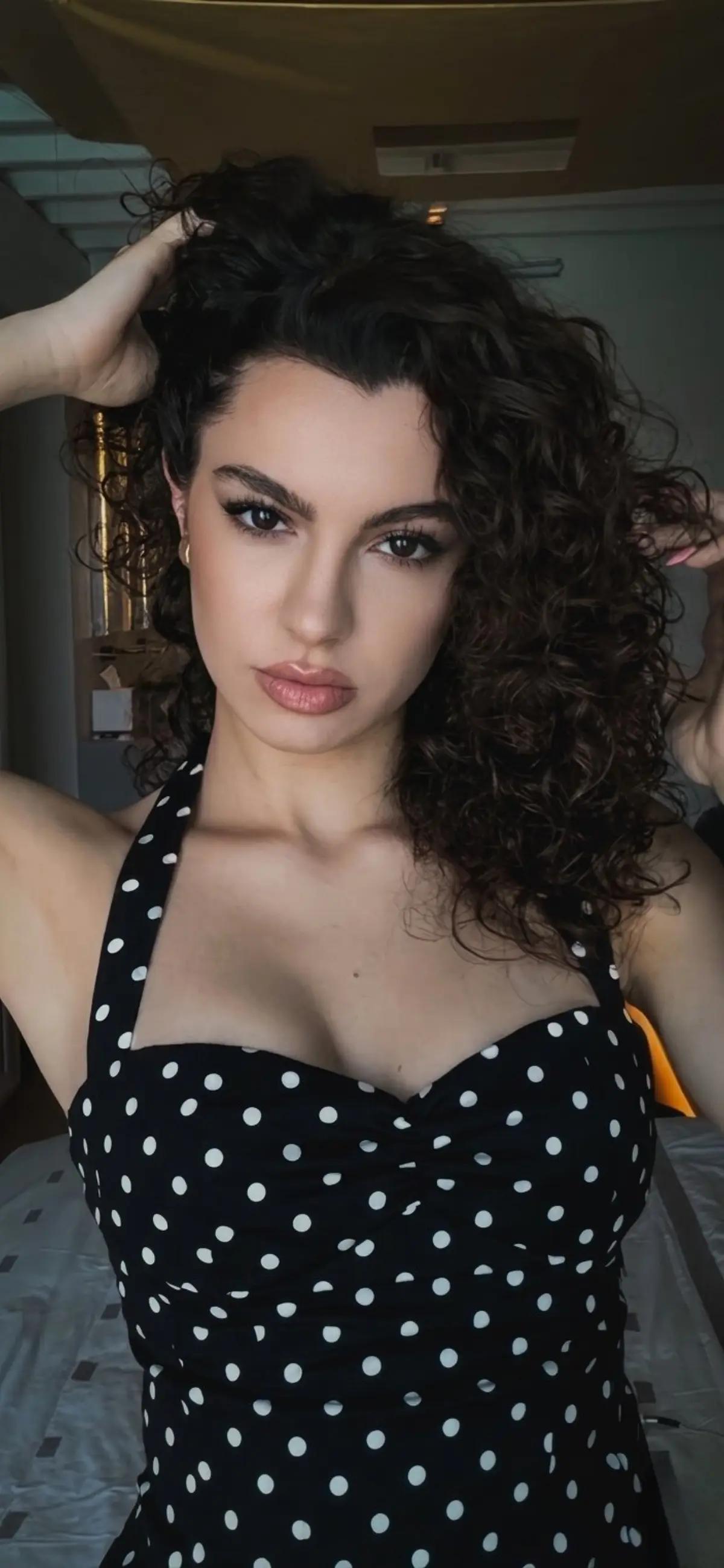 @Su Burcu Yazgi Coşkun