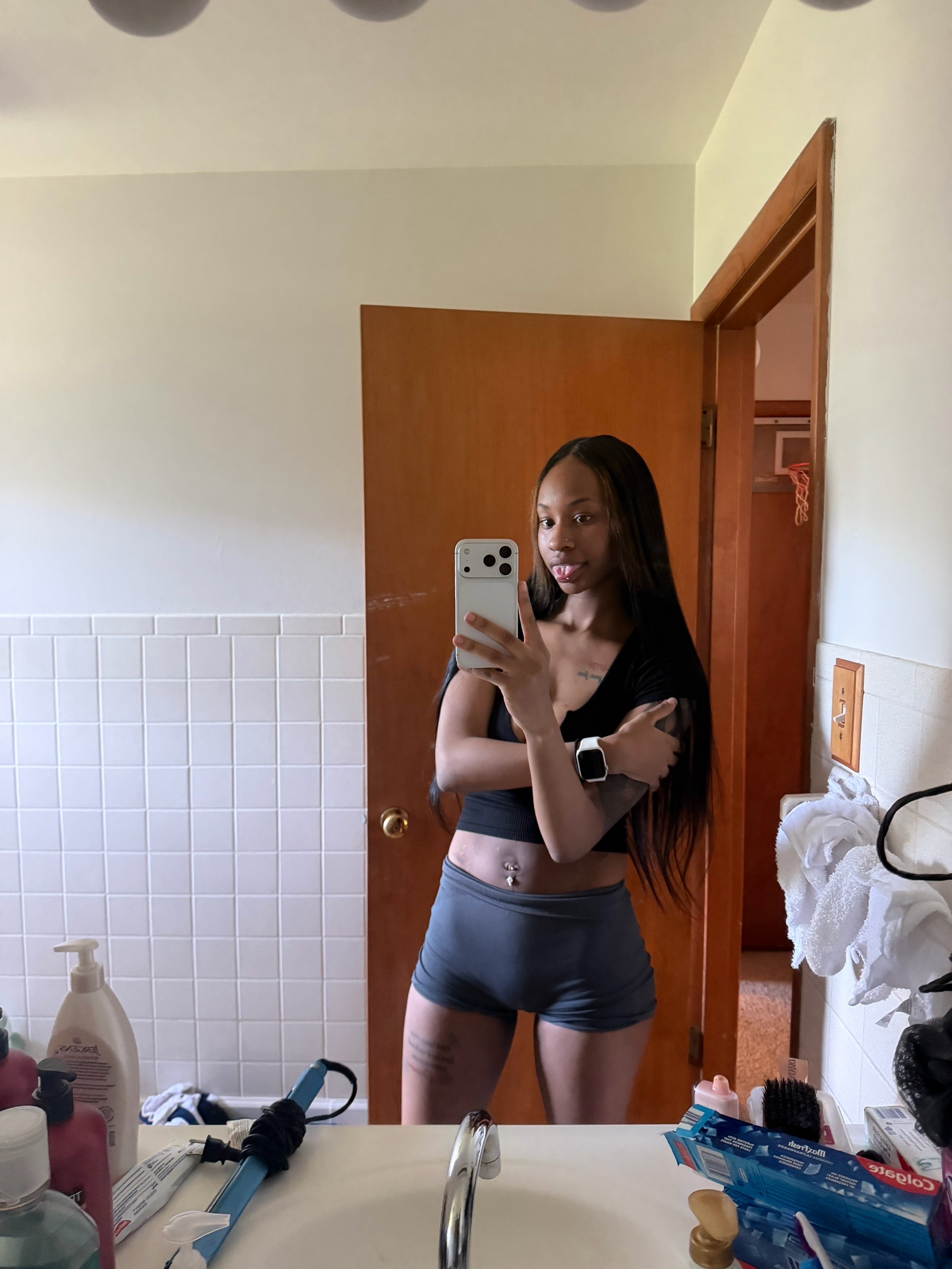 @destineeleniyaa