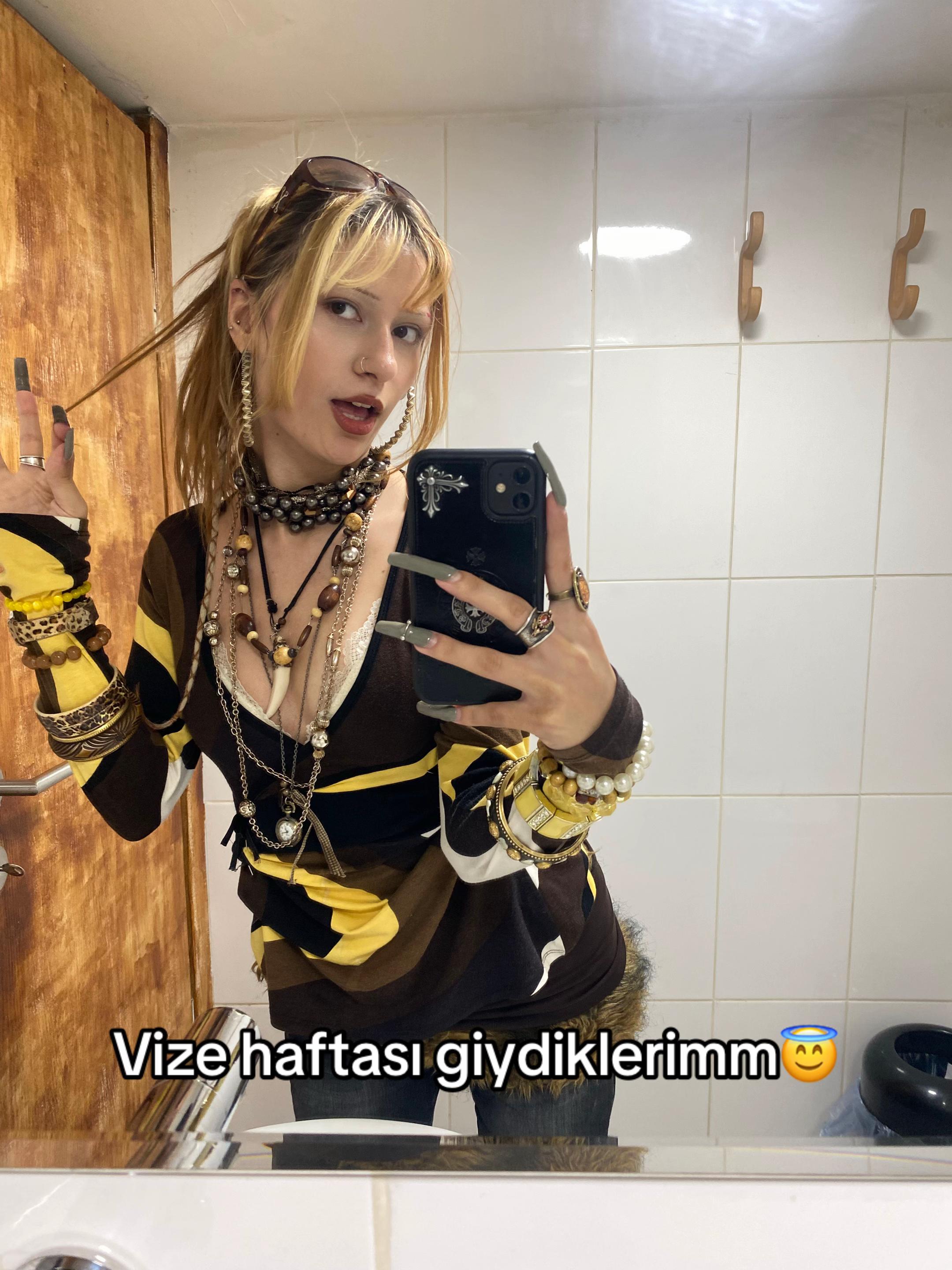 @Ayshe