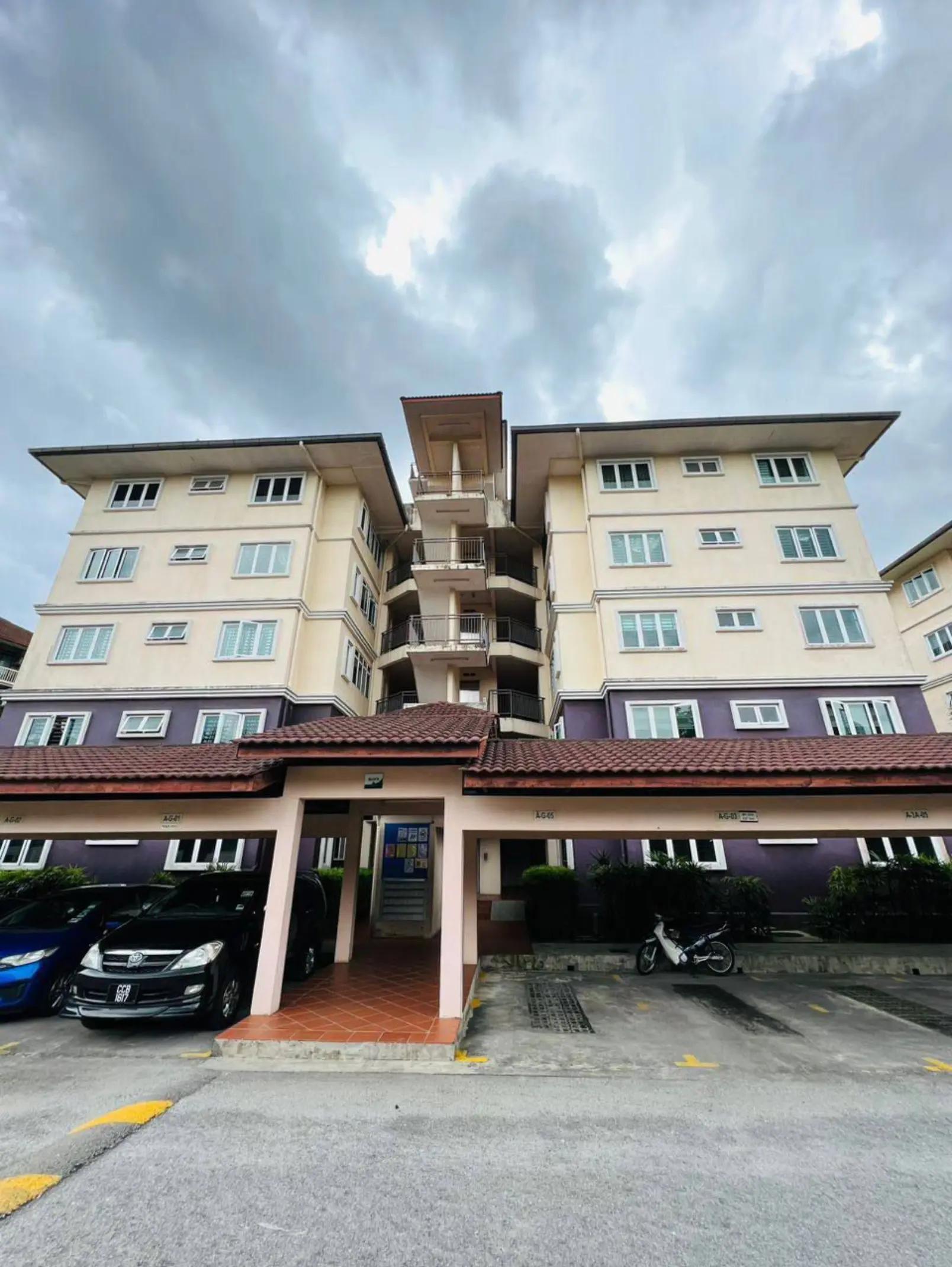 @Zahrah majid Property