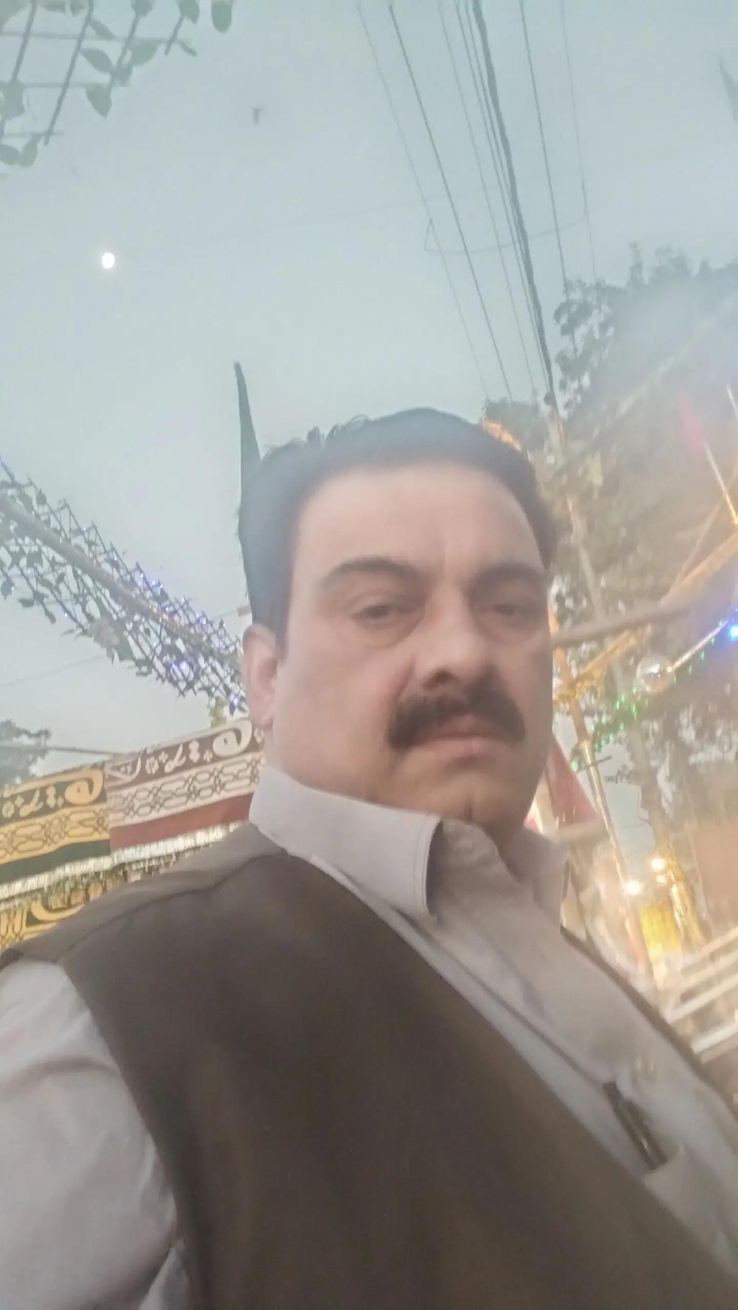 @Aslam Khan
