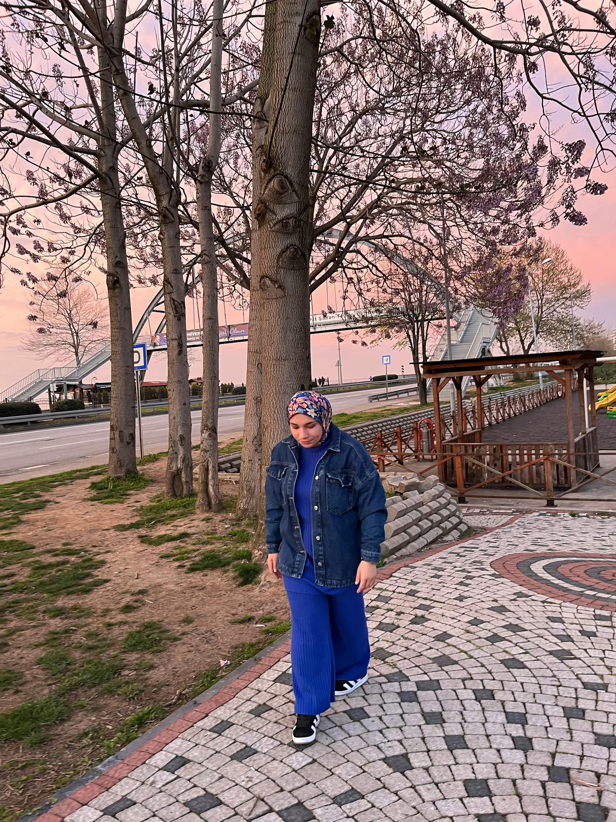 @ebru