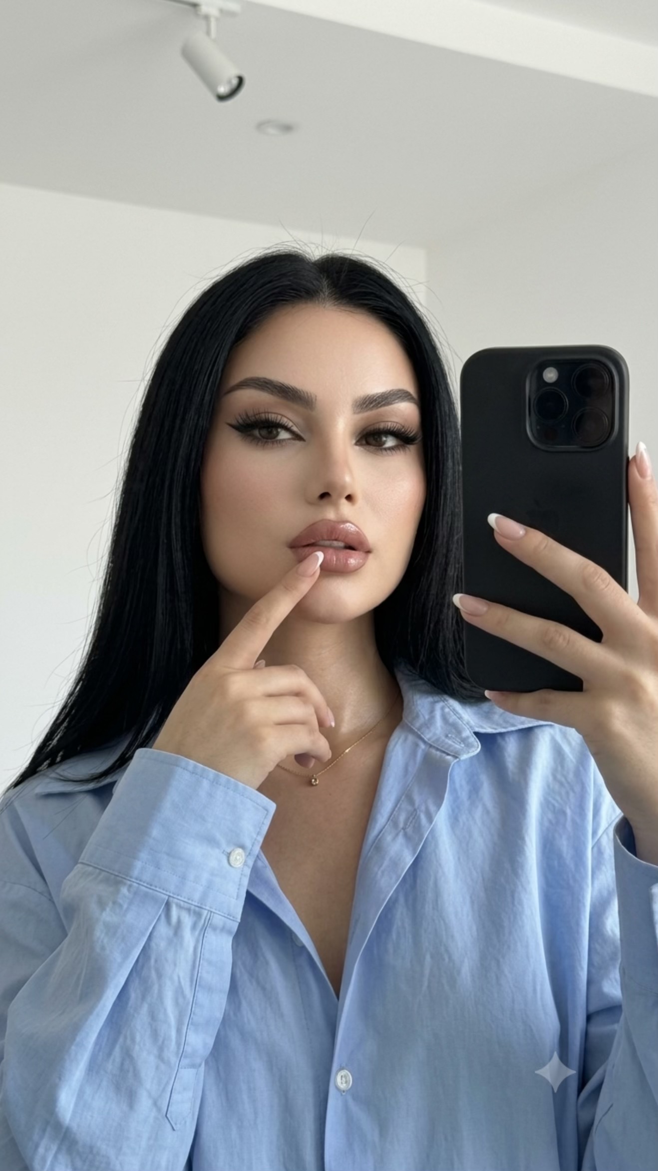 @Aisha✨