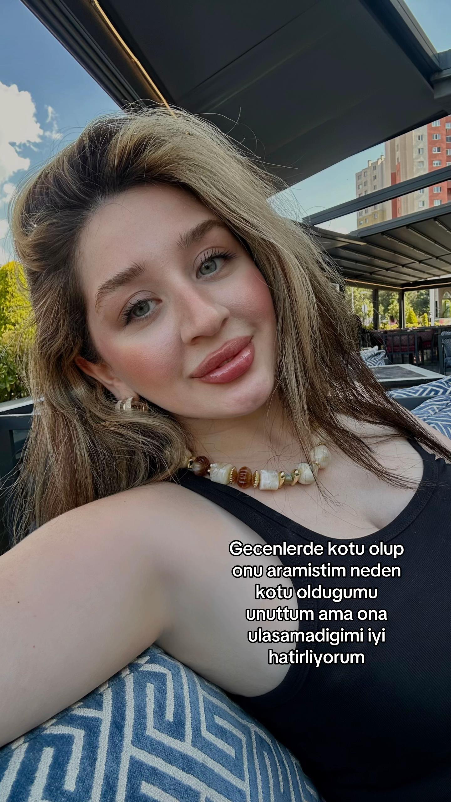 @Naz yapiyosun