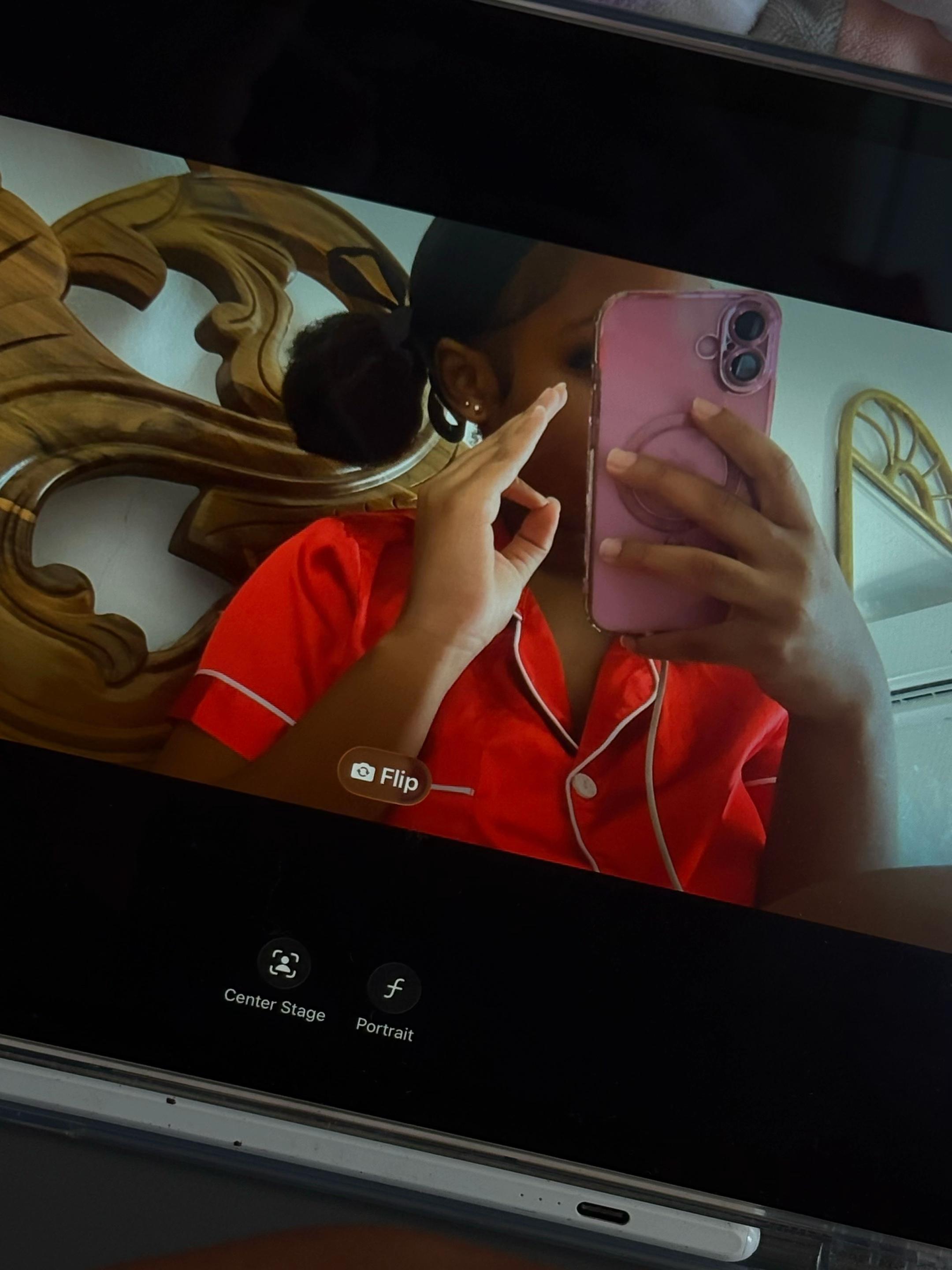 @Riahhdiaries||🎬