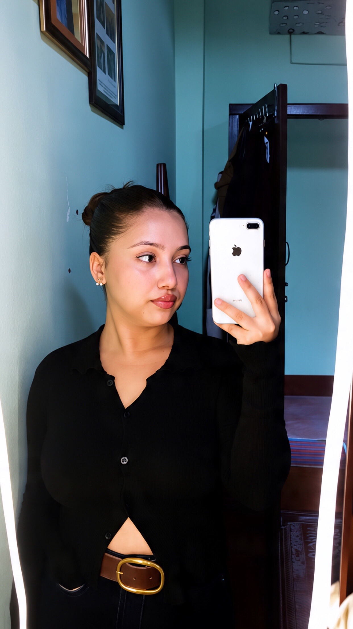 @Who_is_aeshika