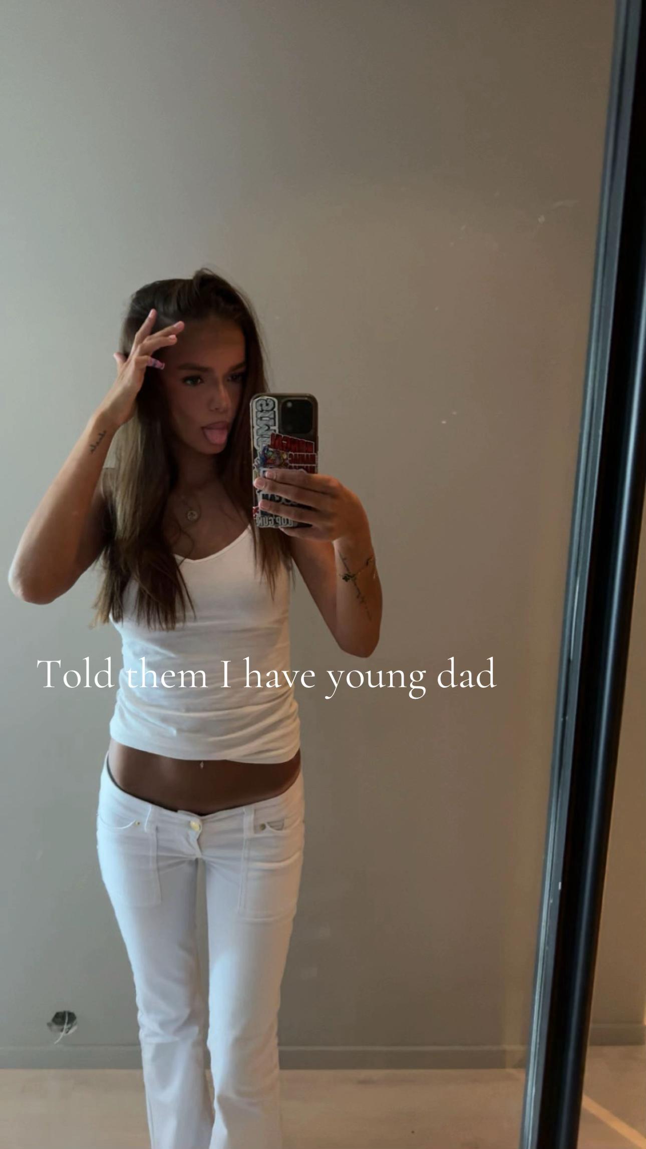 @KORNELIA
