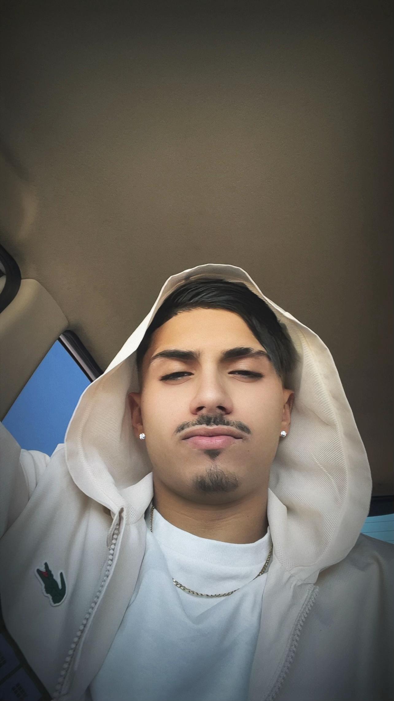 @Adam.bl7🪽