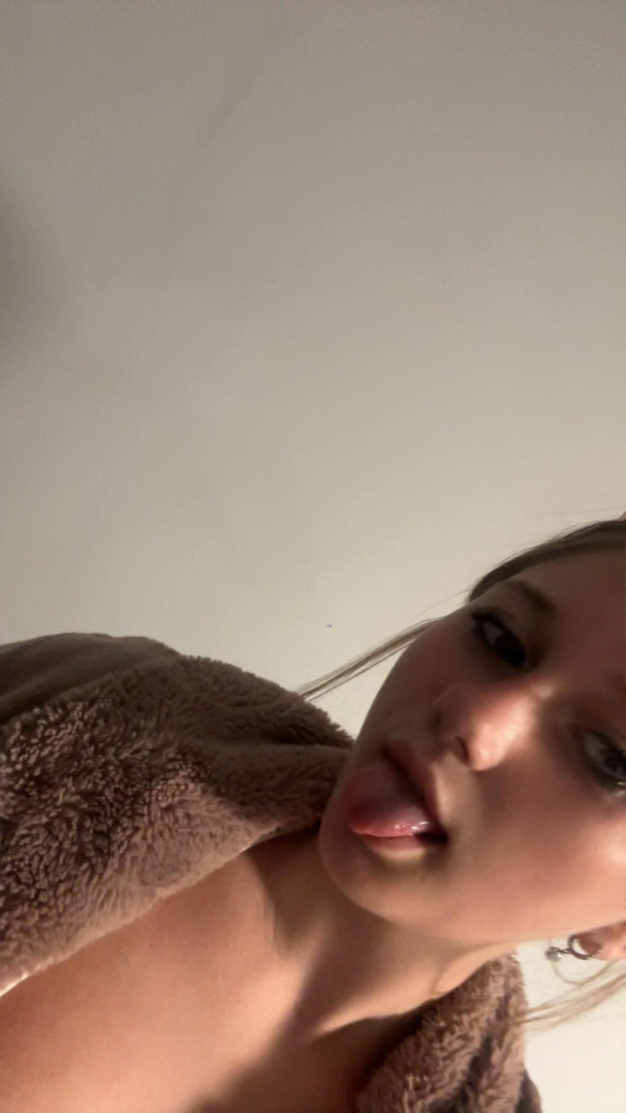 @Emily x