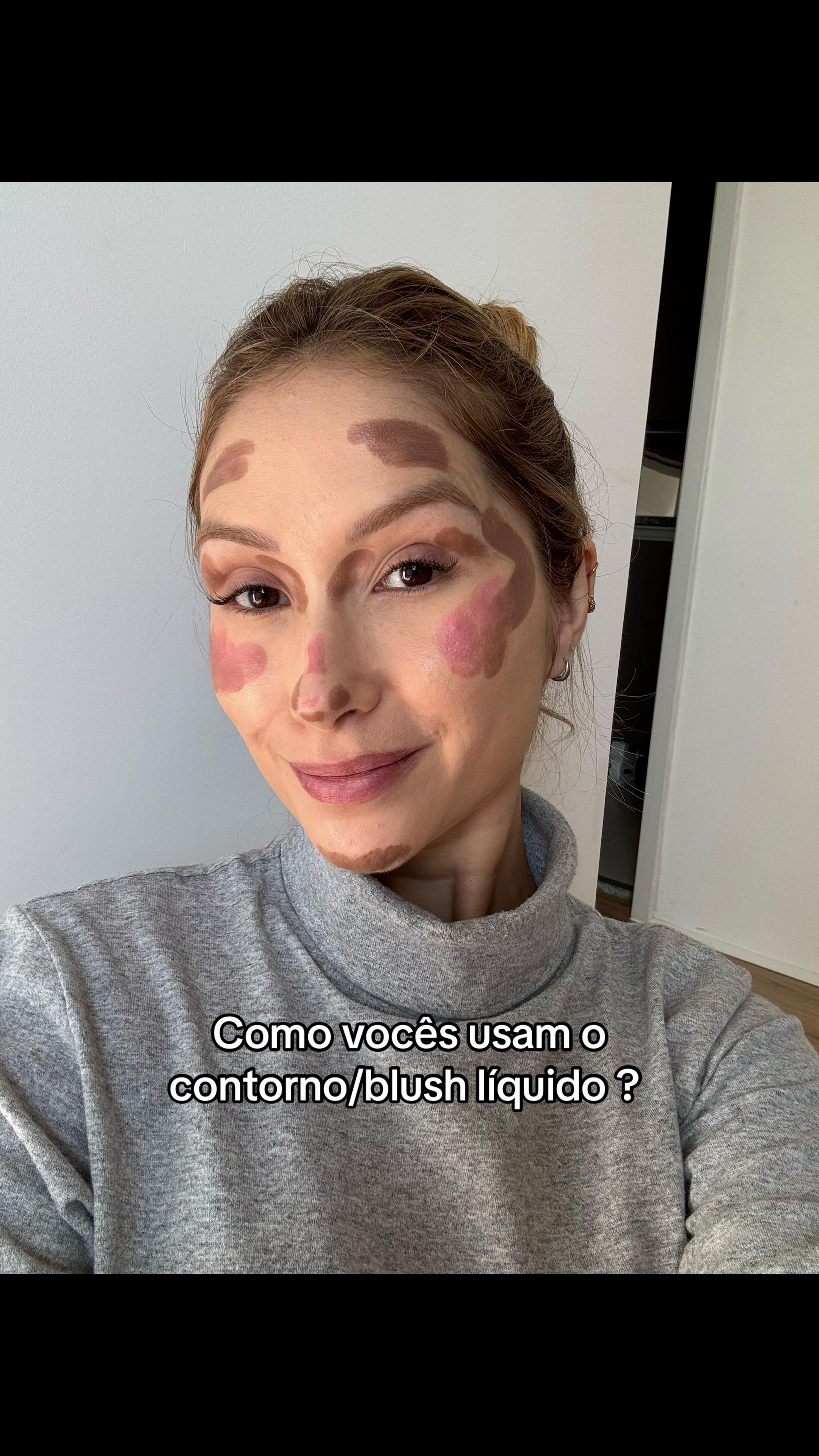 @julyanalee