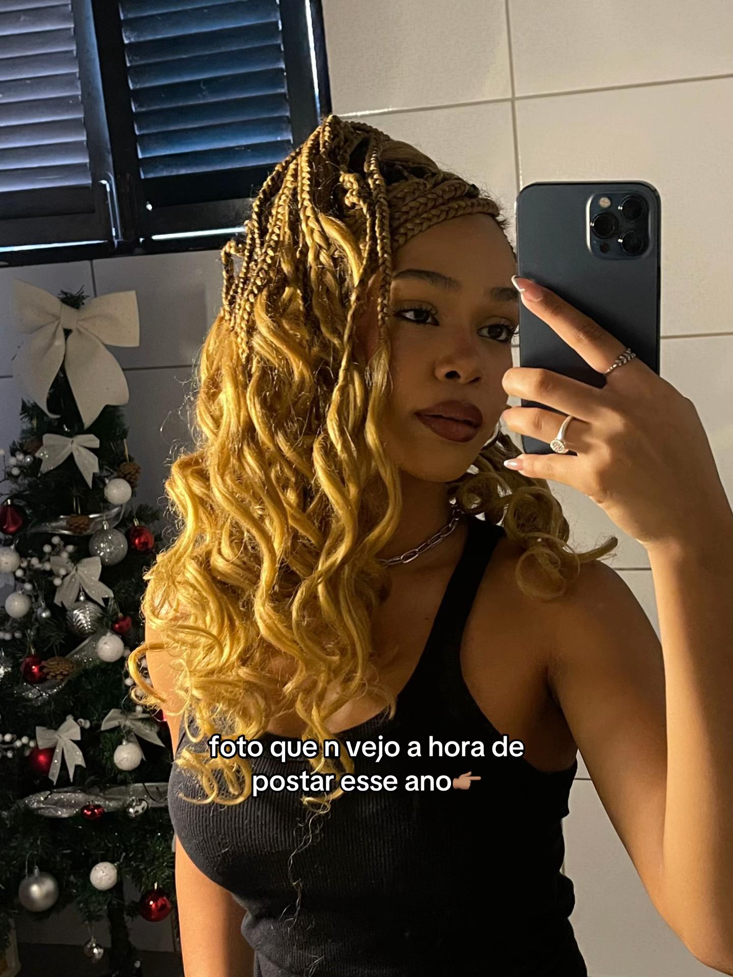 @emyvtoria