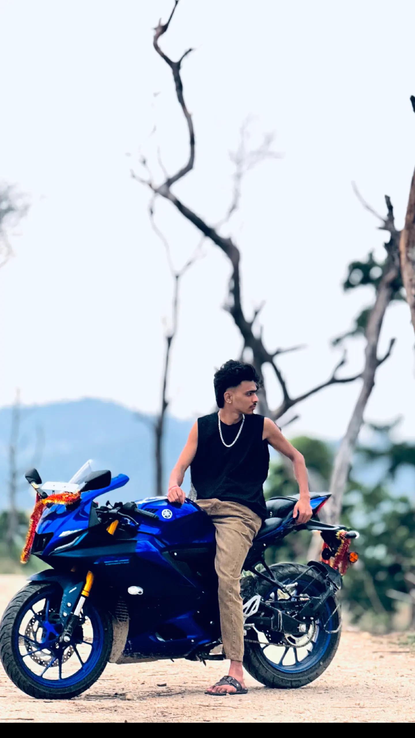 @Rahul_Ydv♥️🕊️