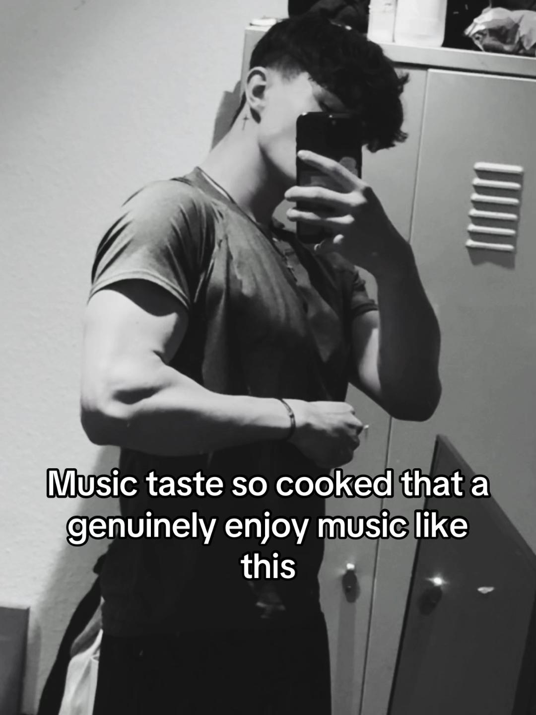 @Etienne_08