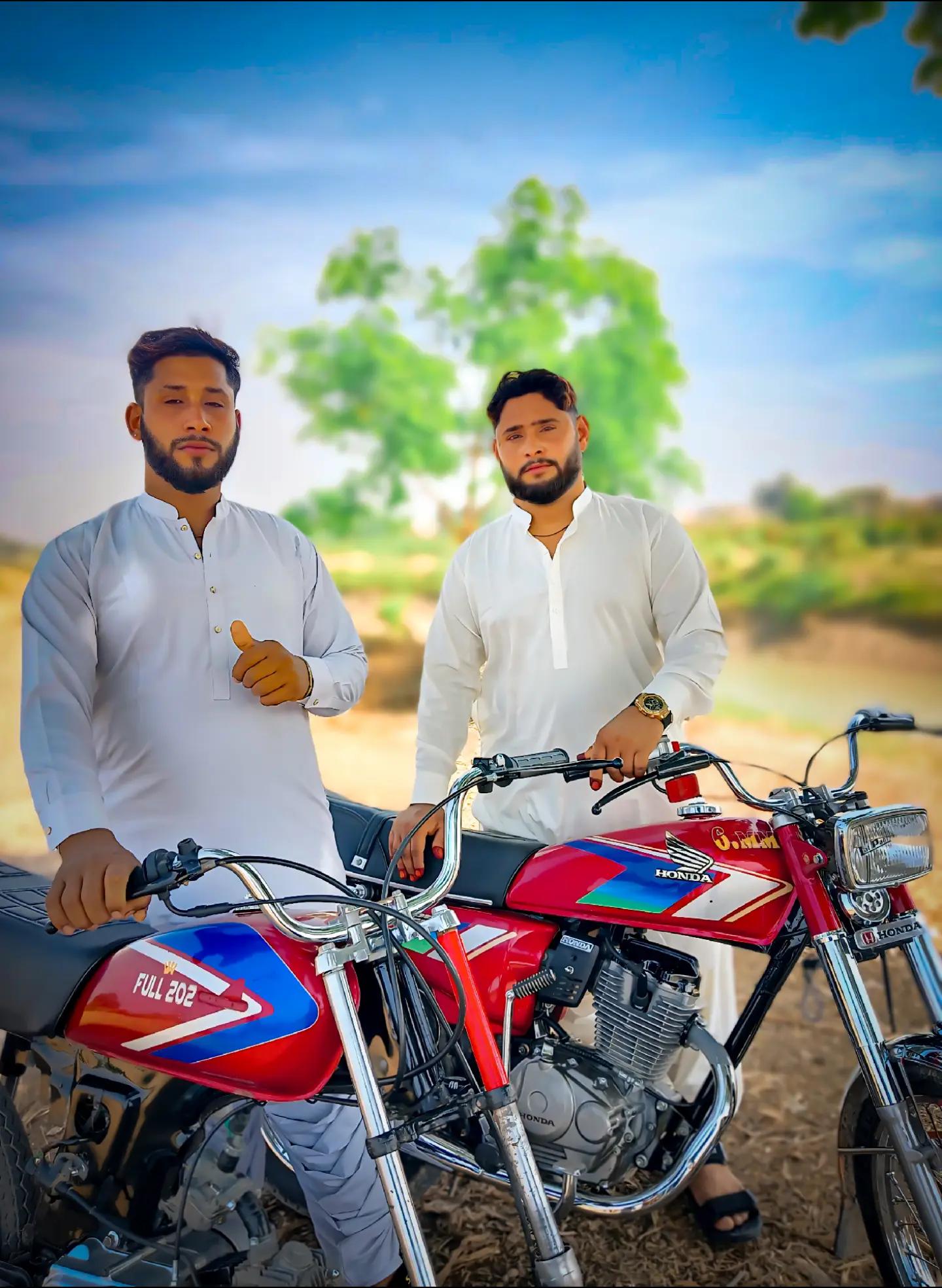 @👑جینسار علی👑