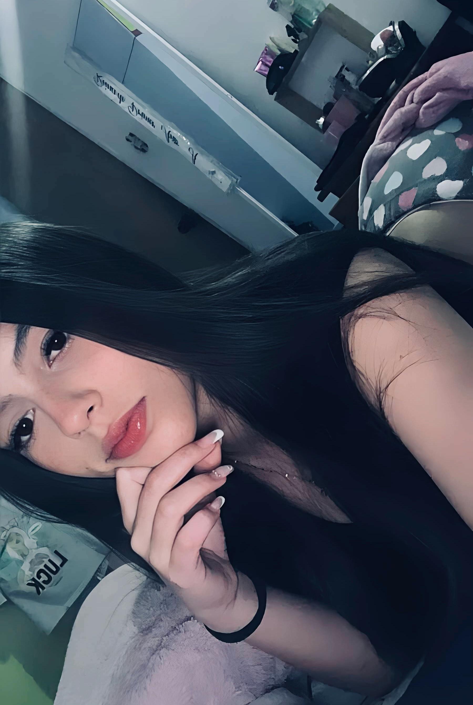 @𝐜𝐚𝐦𝐢