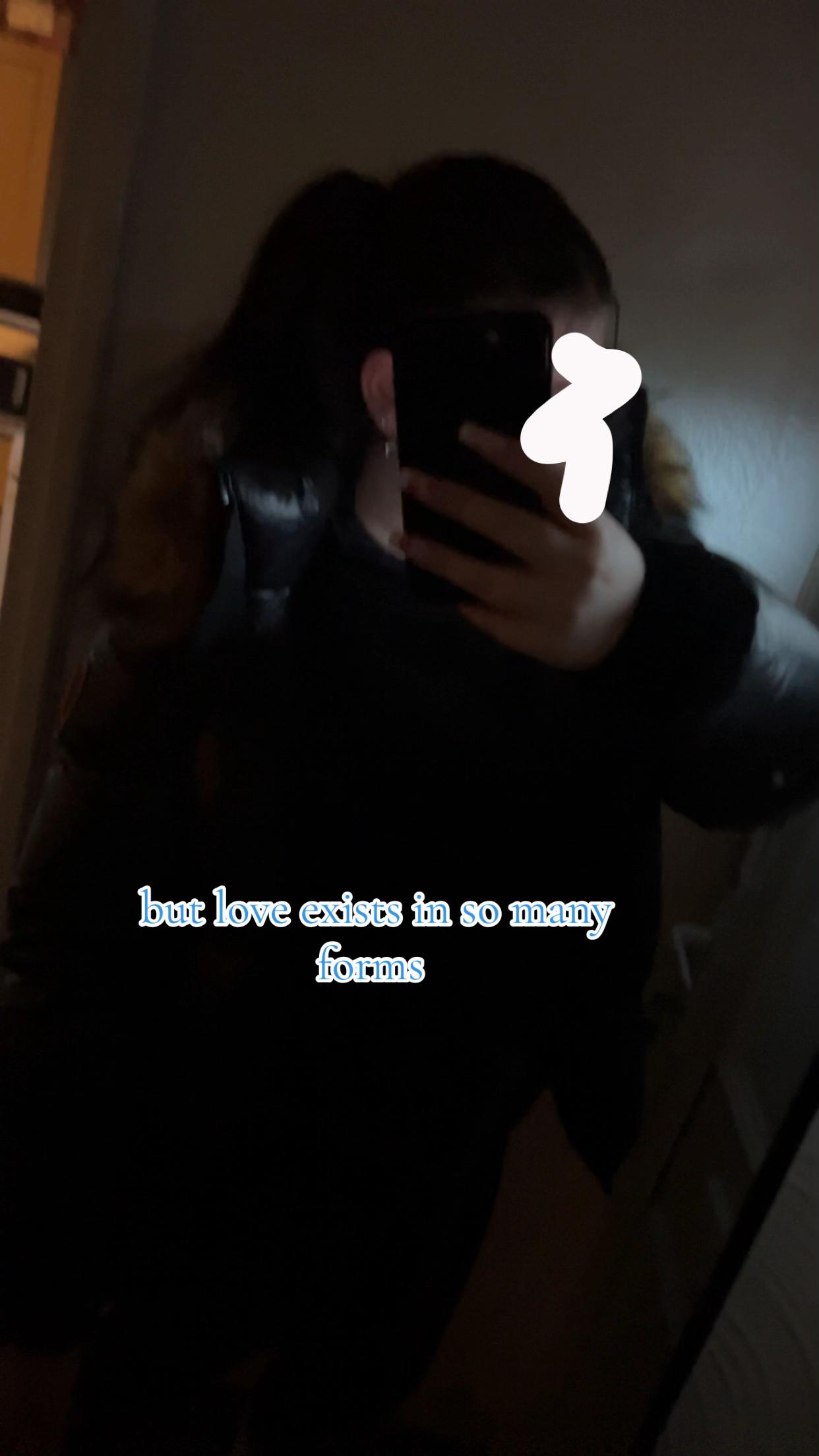 @𝐥𝐢𝐯🌺