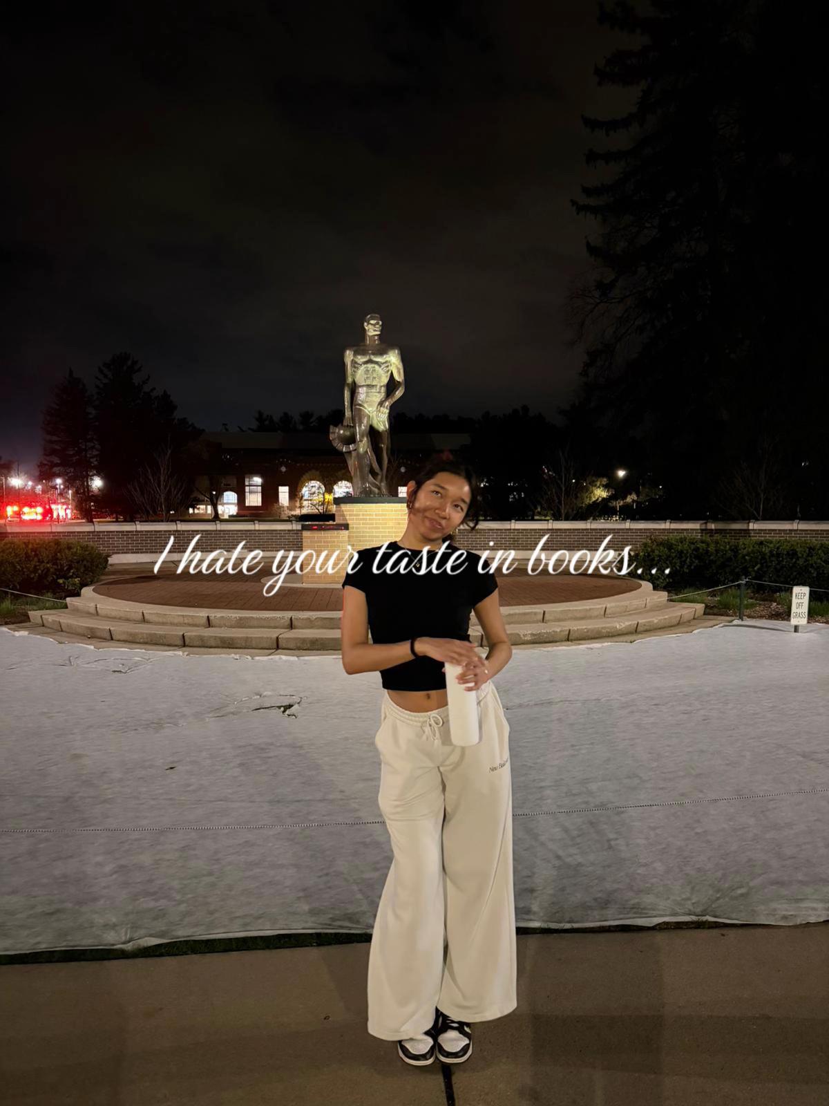 @sundayswithhailey