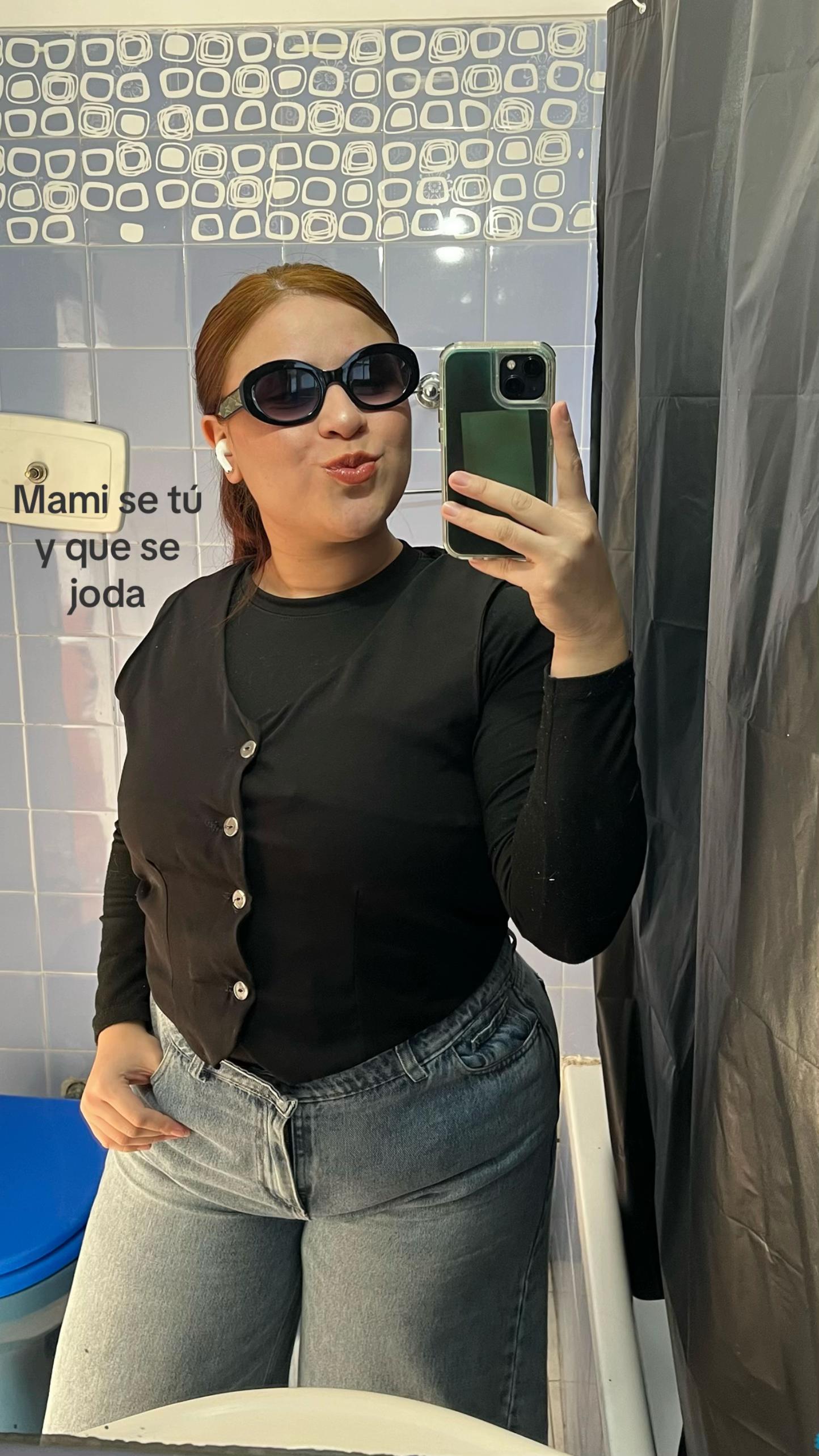 @mayi_monroy
