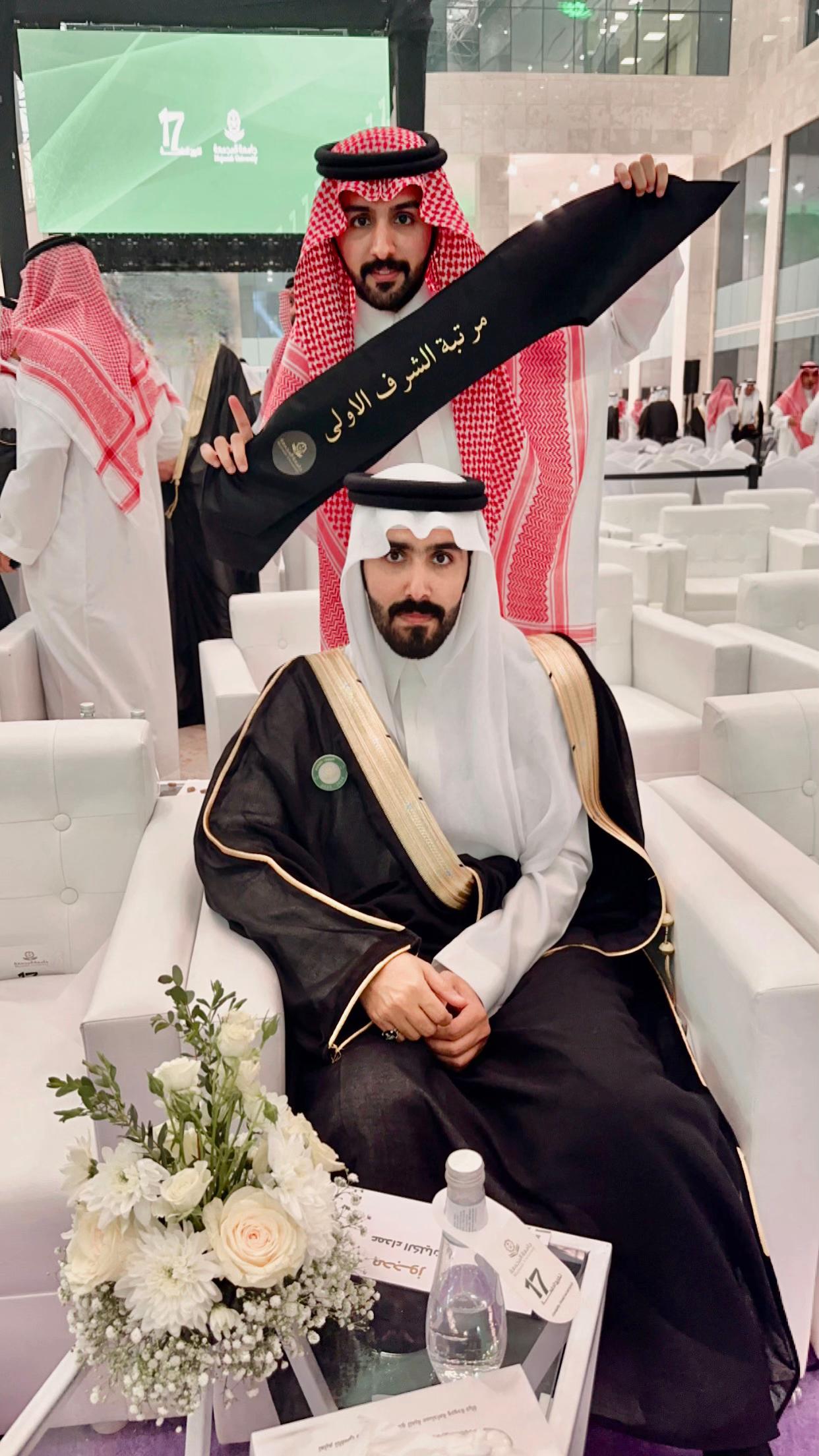 @وايـل الـقــوس 👑.