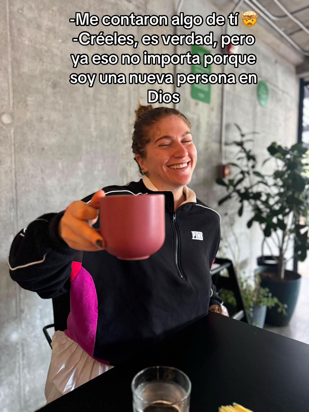 @Ana María