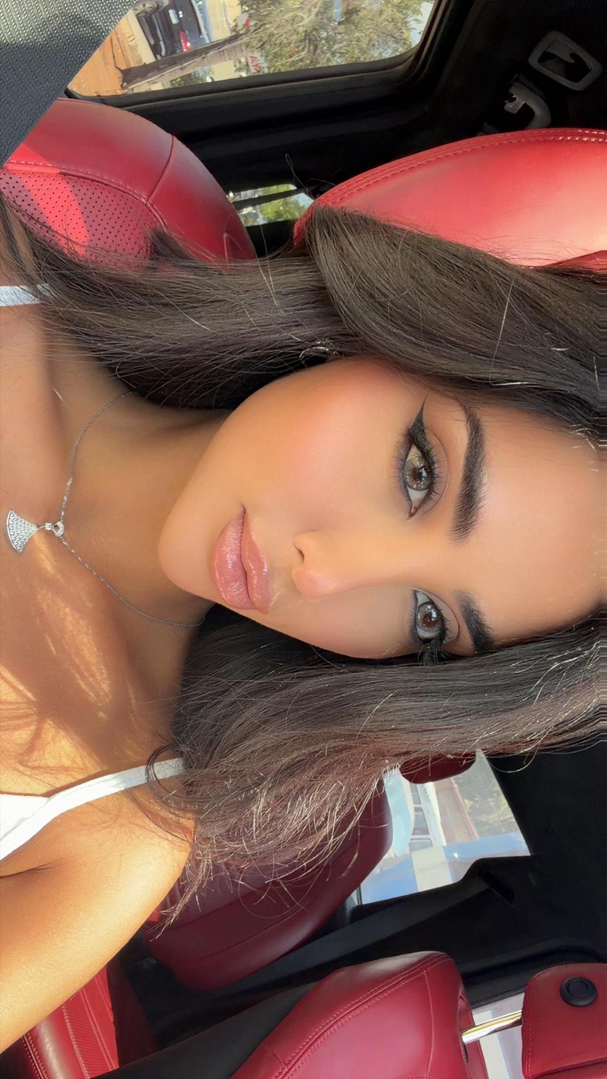 @Jennyfer