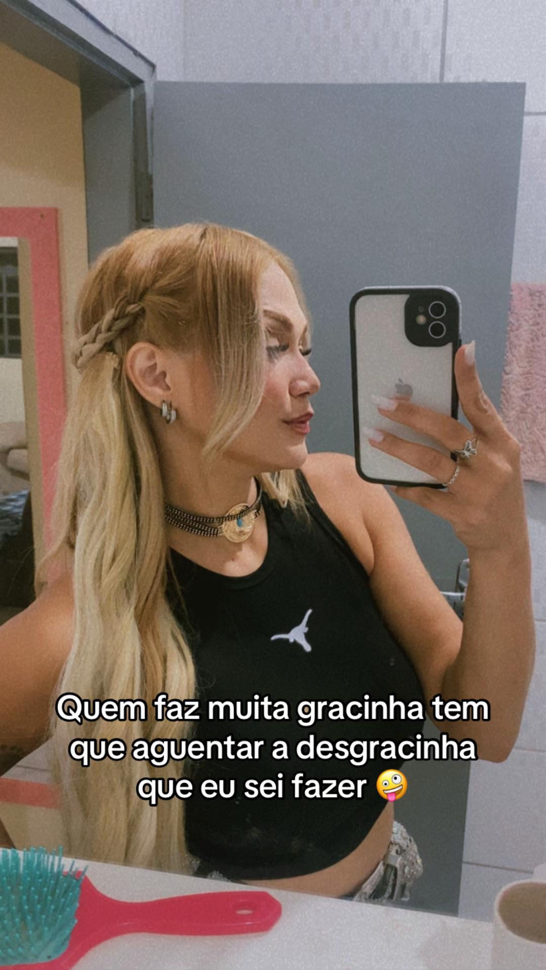 @Lara Coscarelli