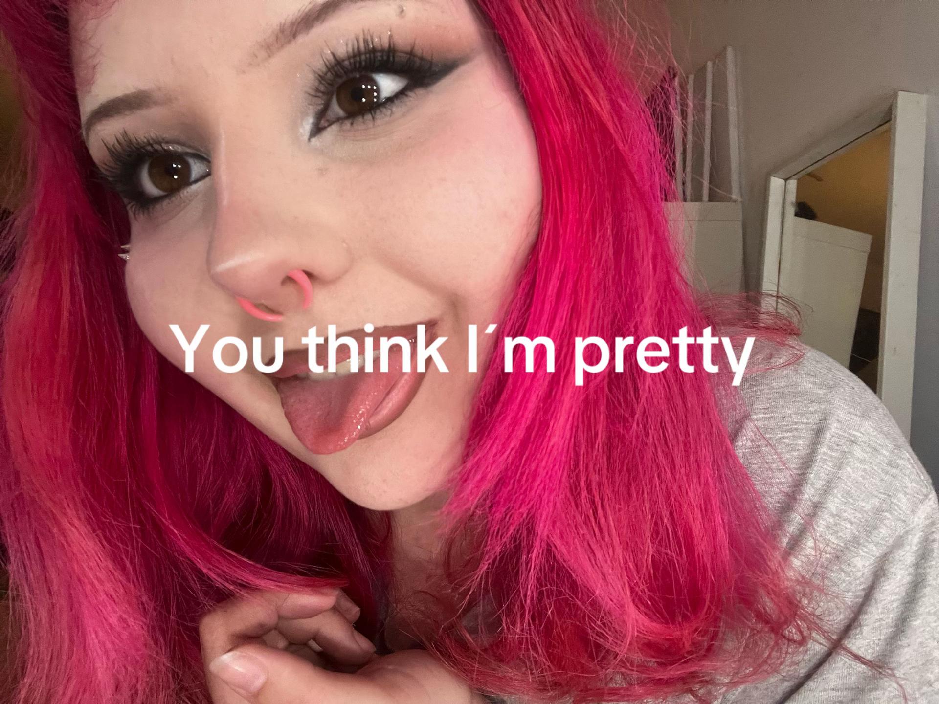 @🐝