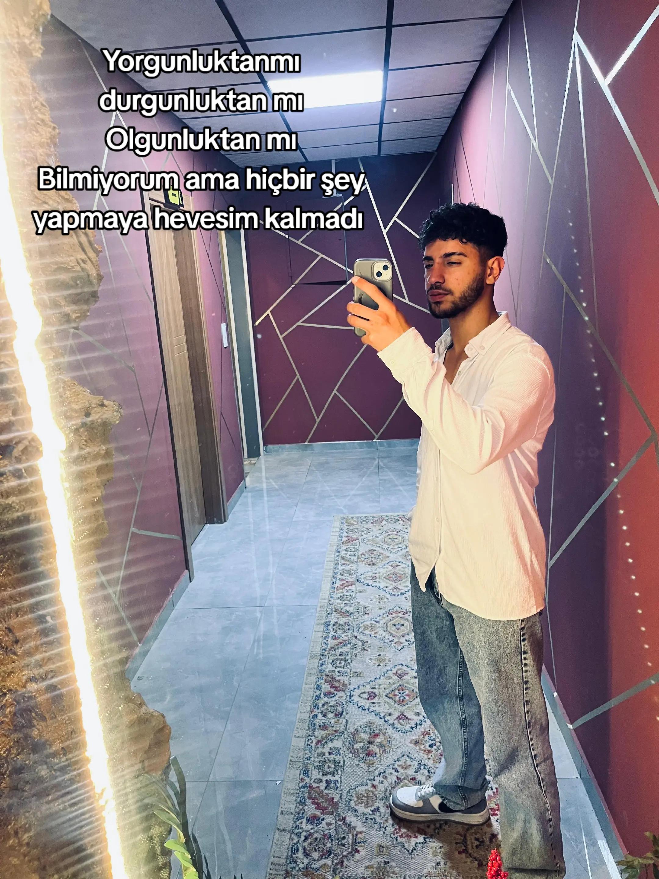 @𝟕