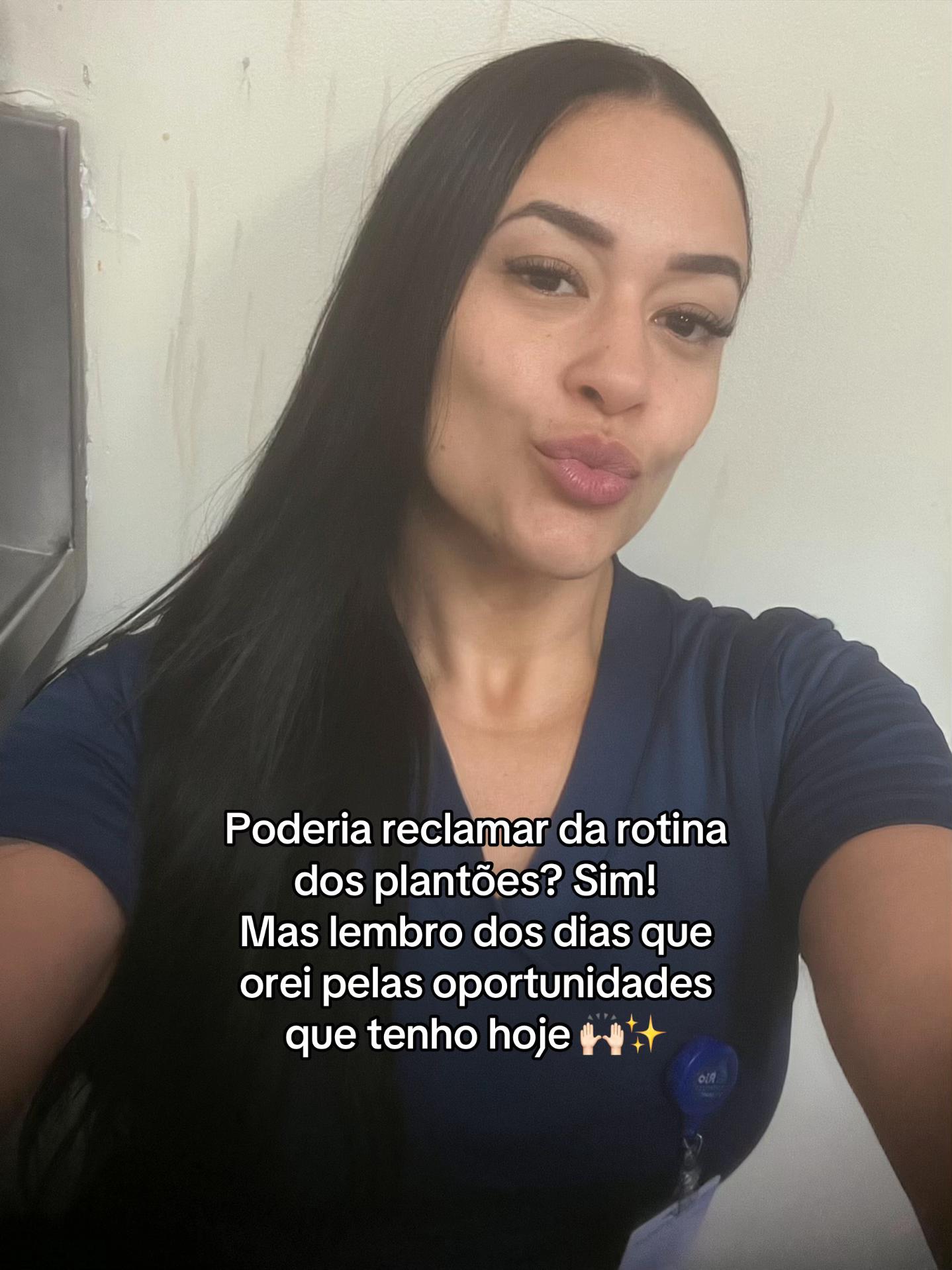 @Thais