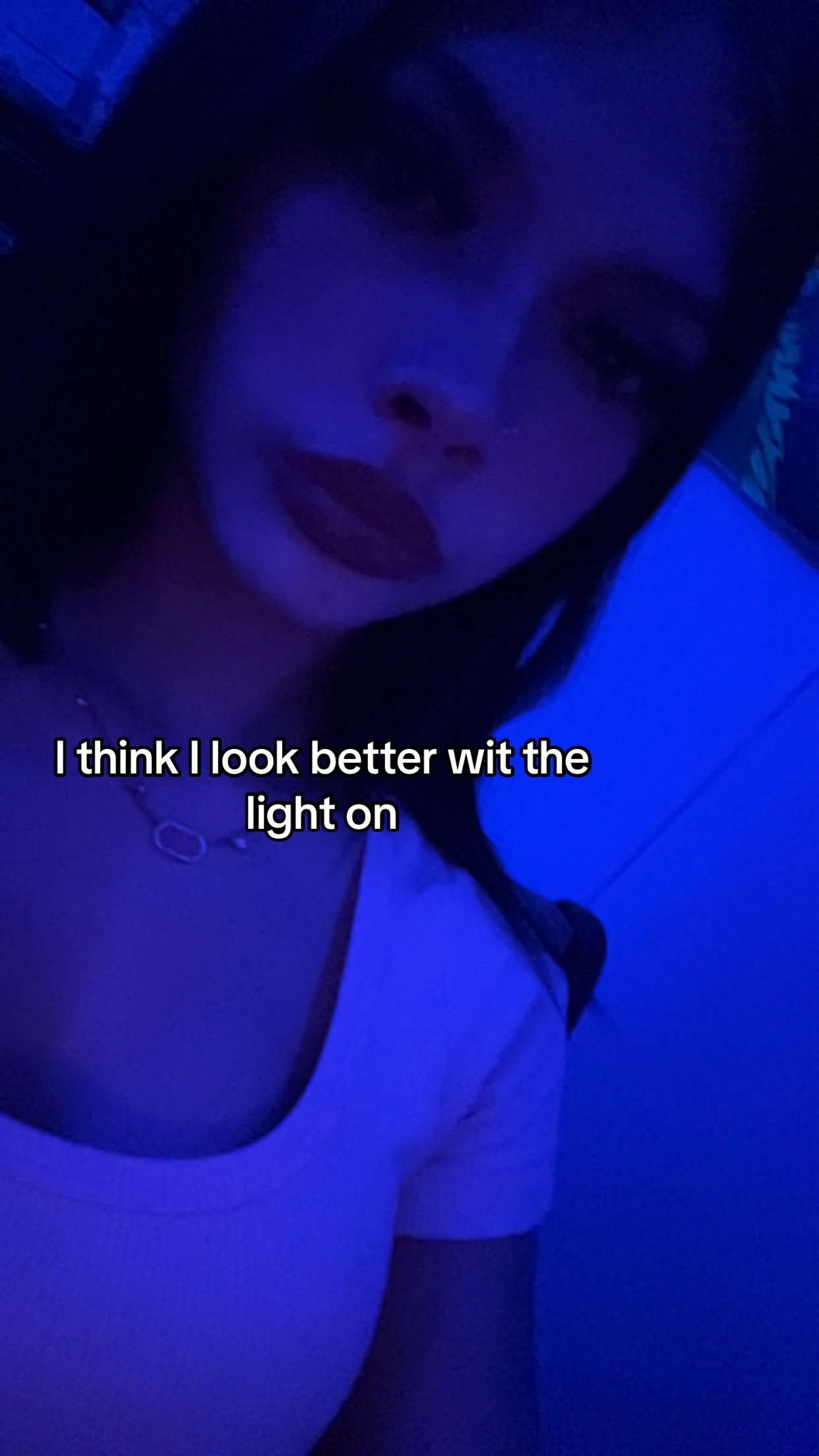 @Angel_llove720