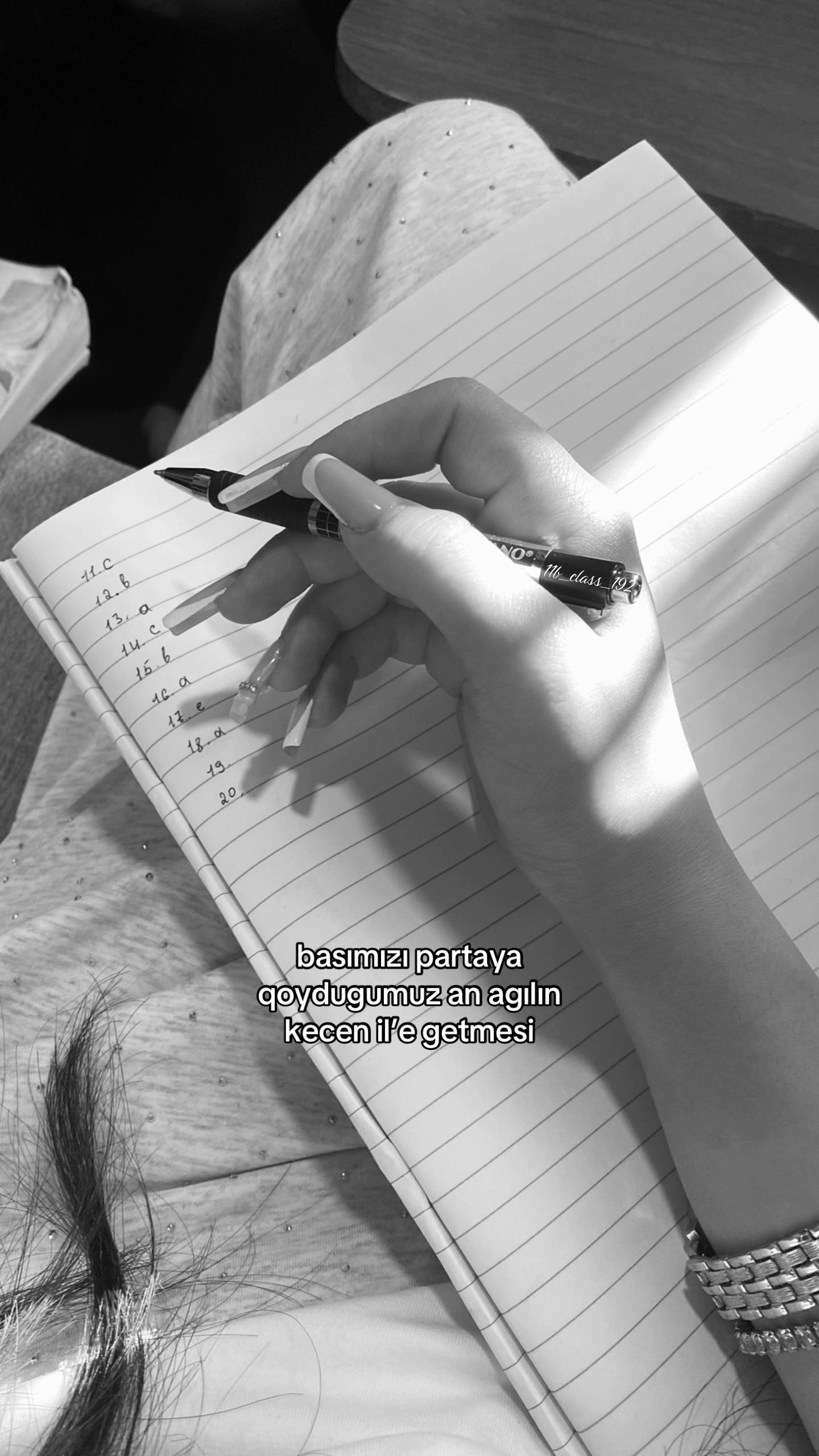 @𝟏𝟏𝐁🐻