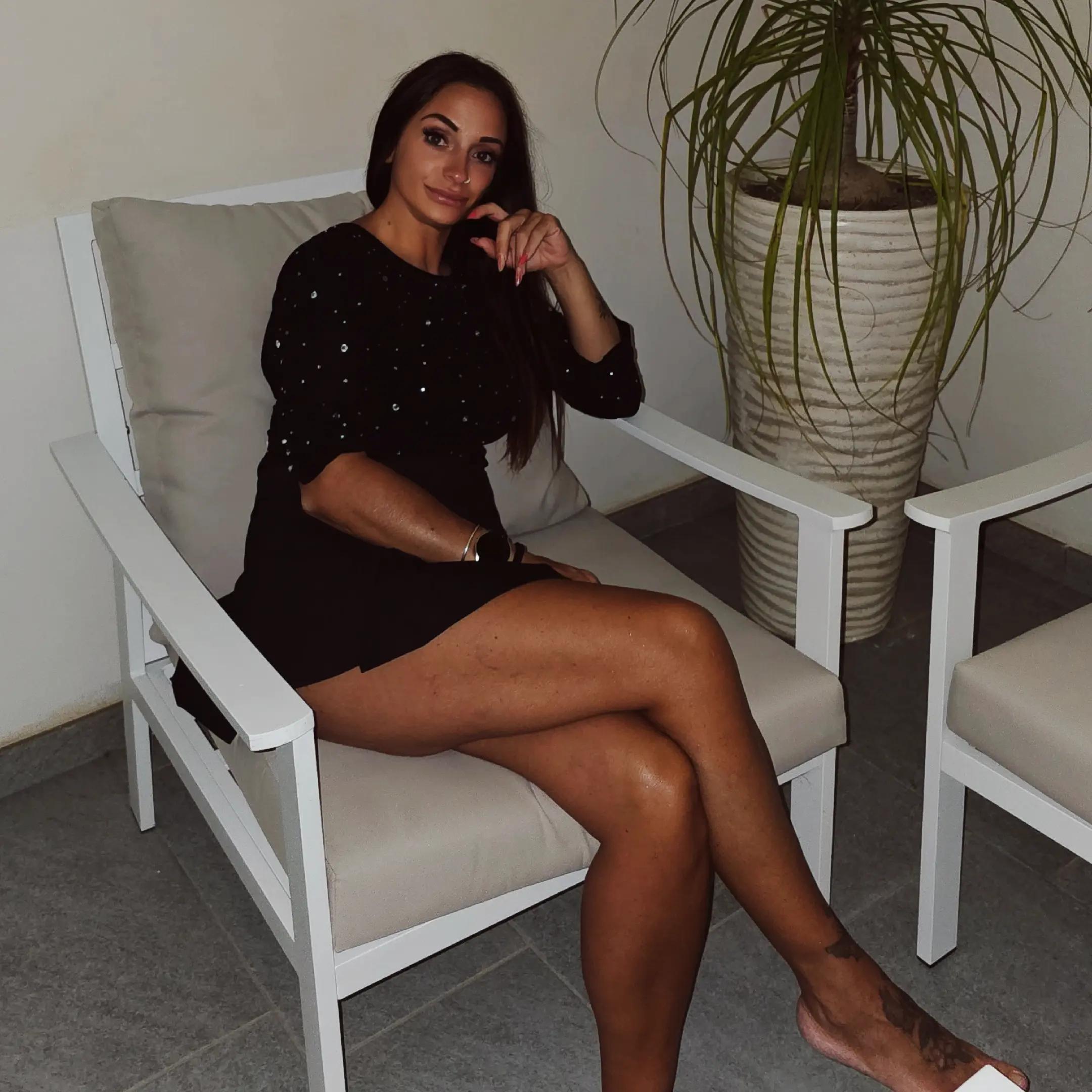 @Laura🖤