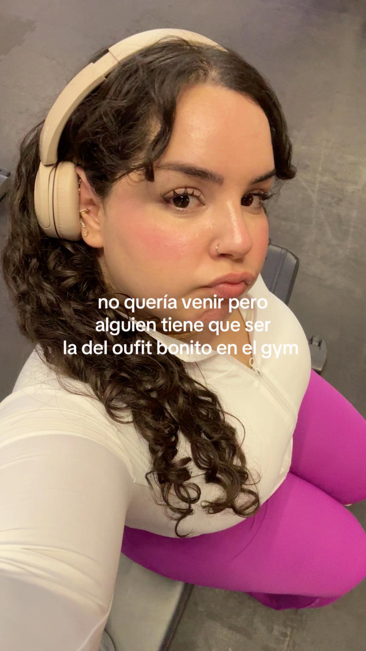 @Denisse Velaz