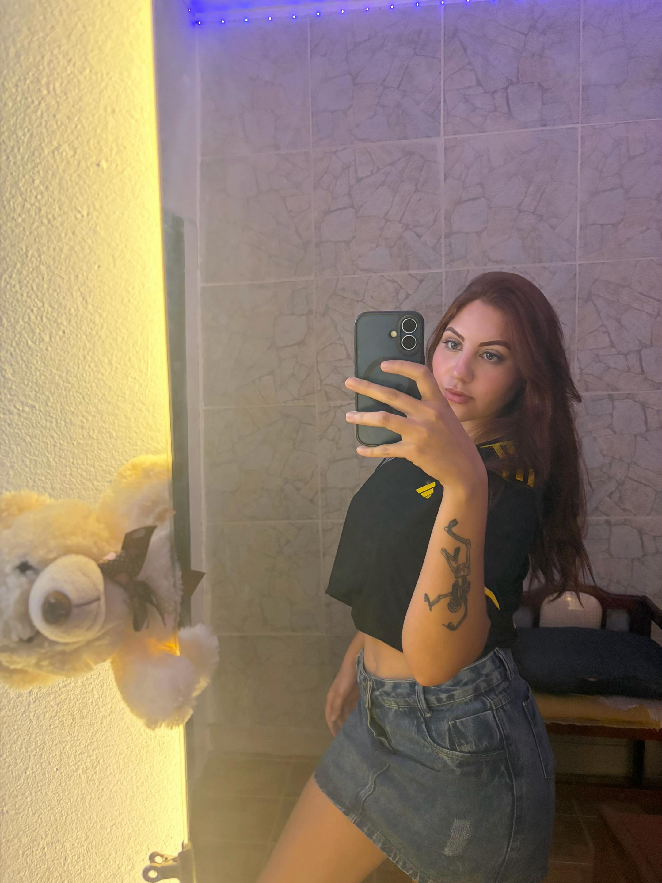 @Bia de Fafa 🖤🤟🏻