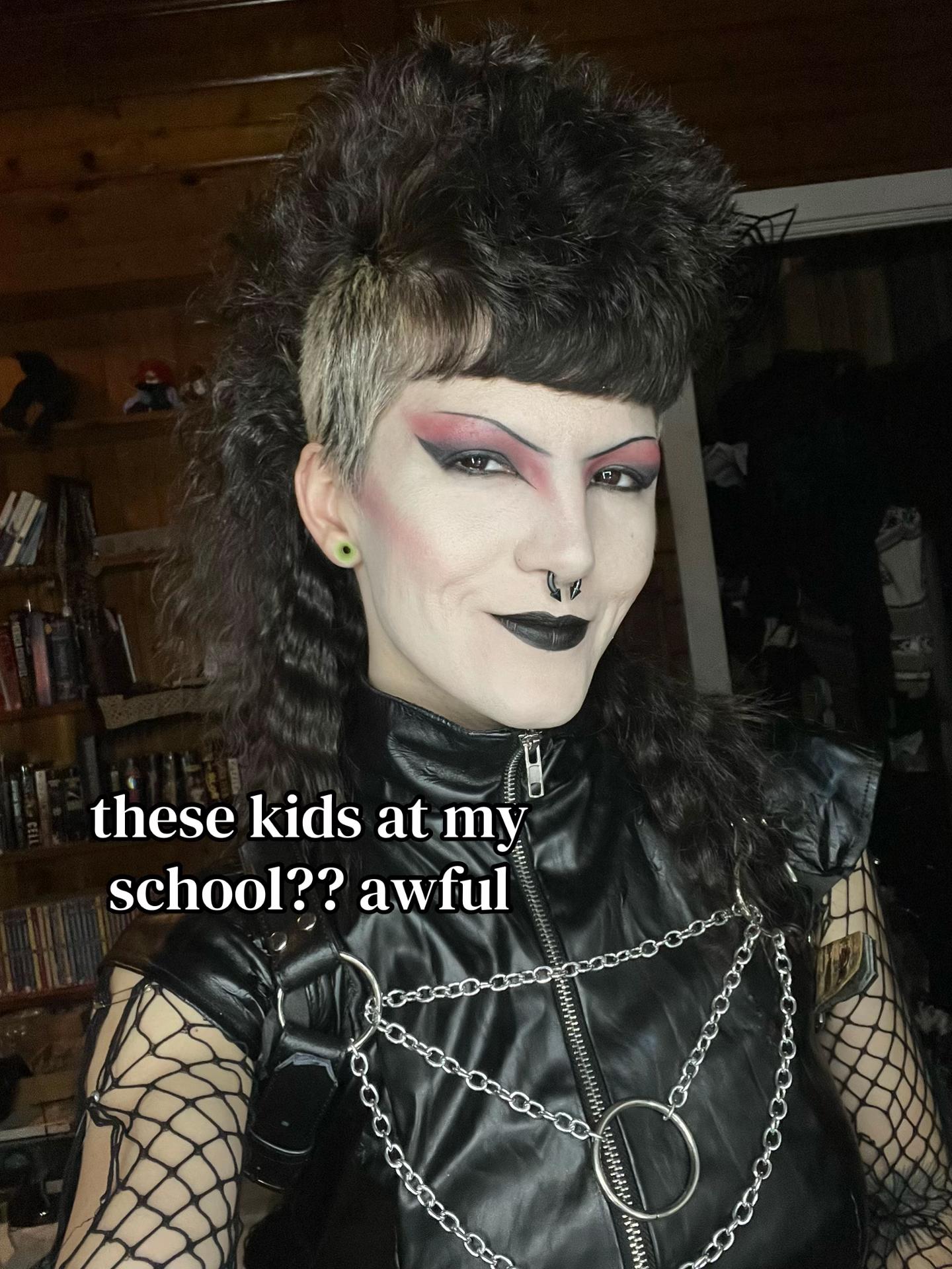 @80s horror character ⚰️
