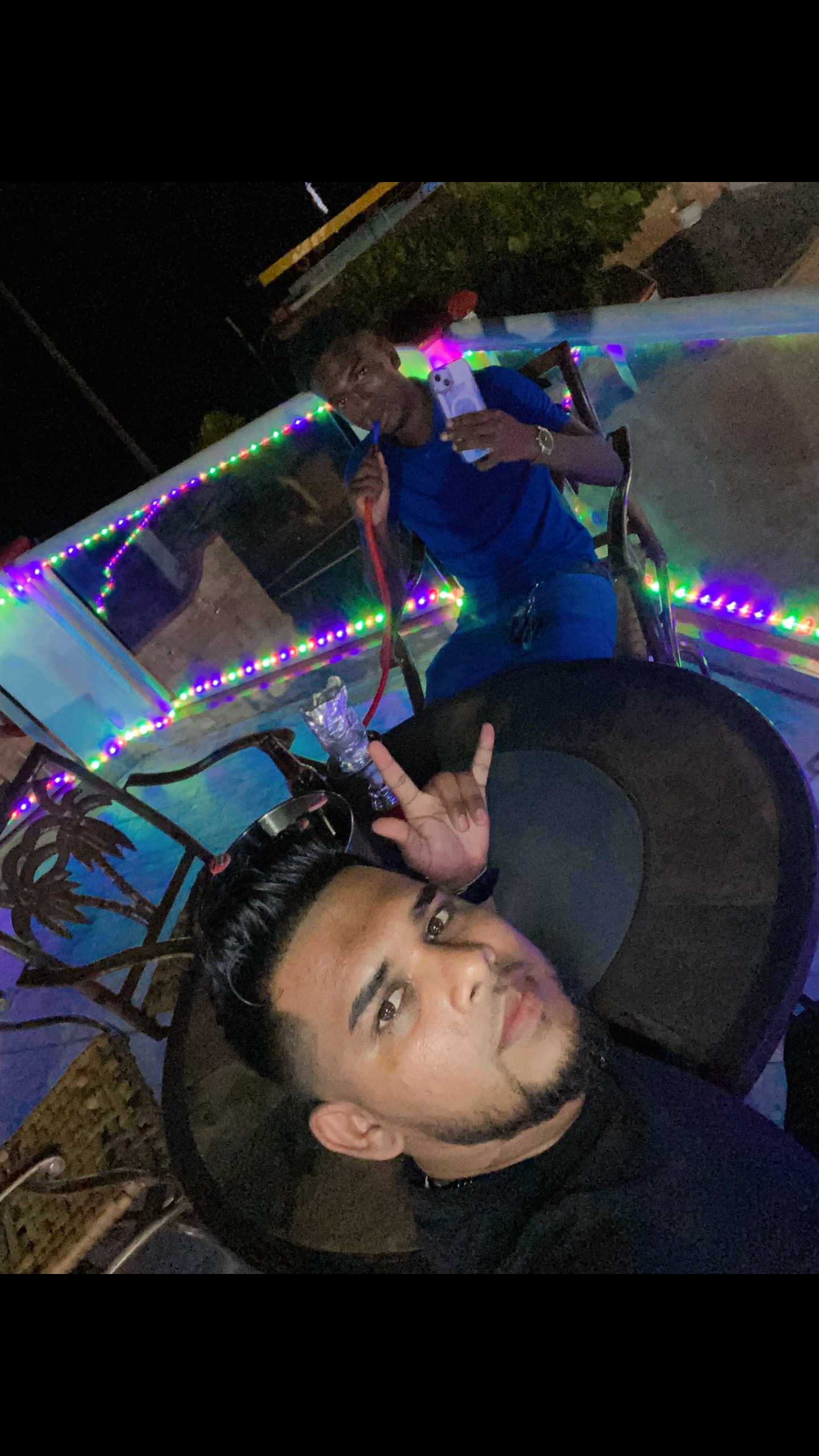 @Raj__🎶