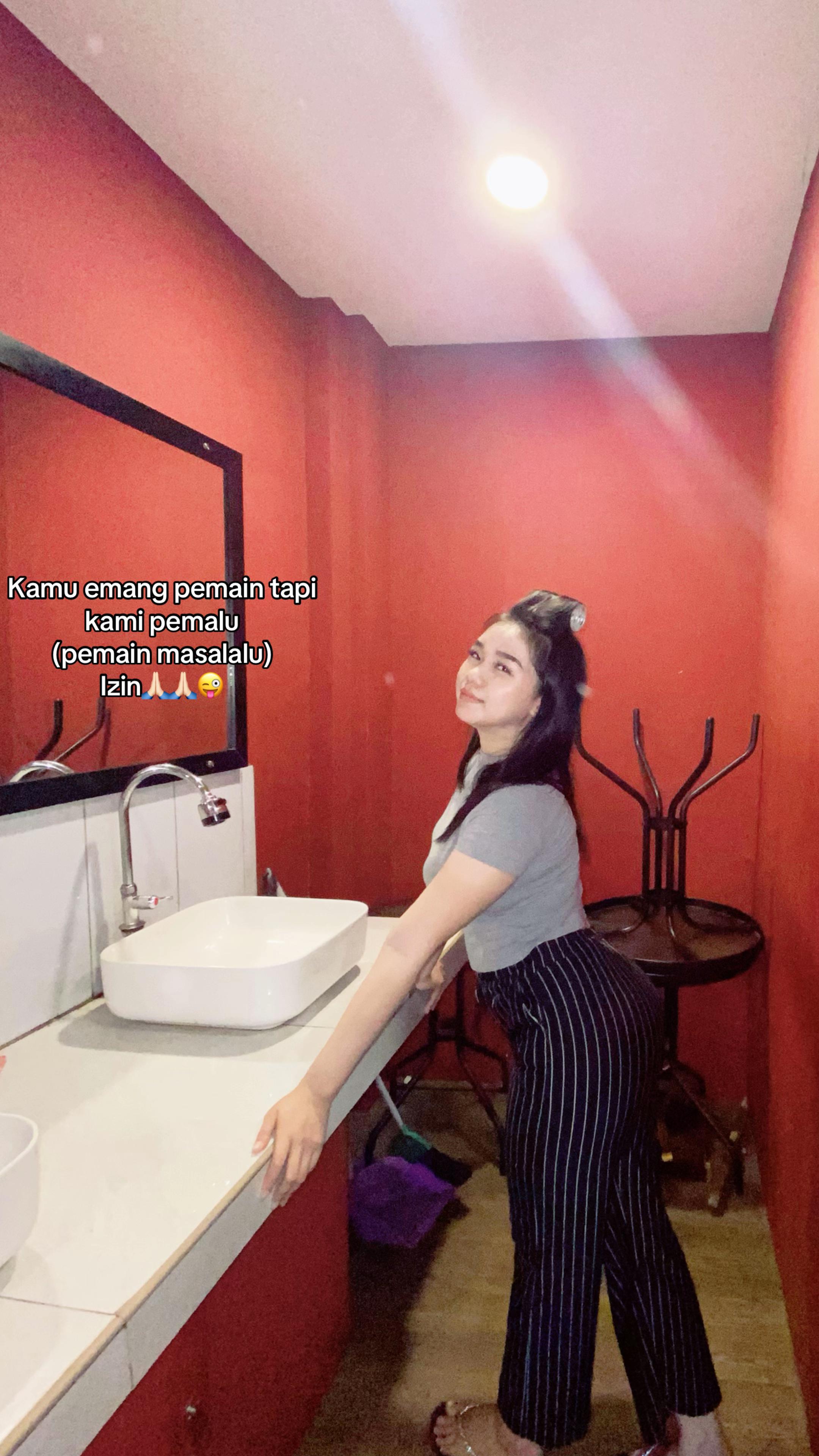@Fani🦋