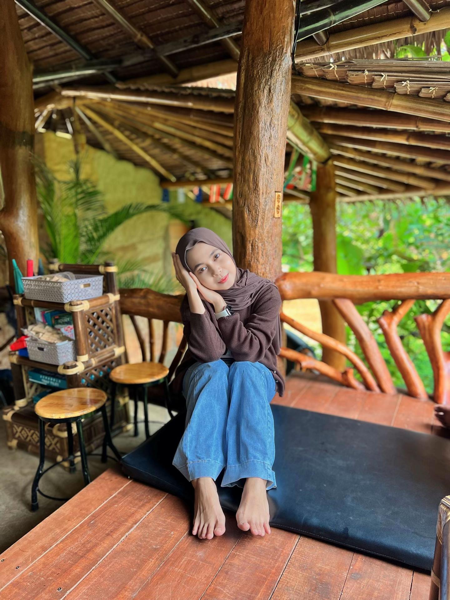 @Diniannn