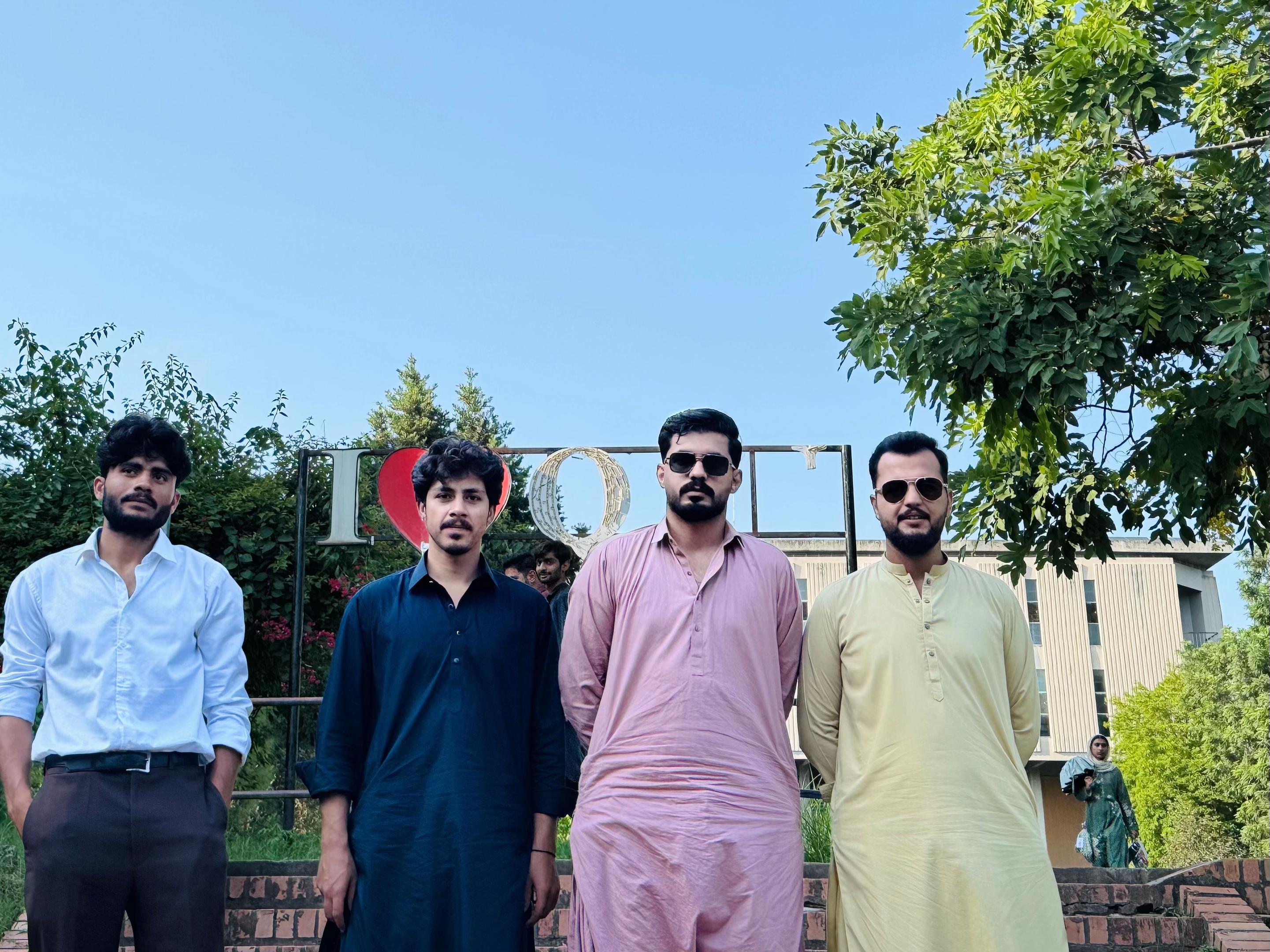 @YK👑 Sherani