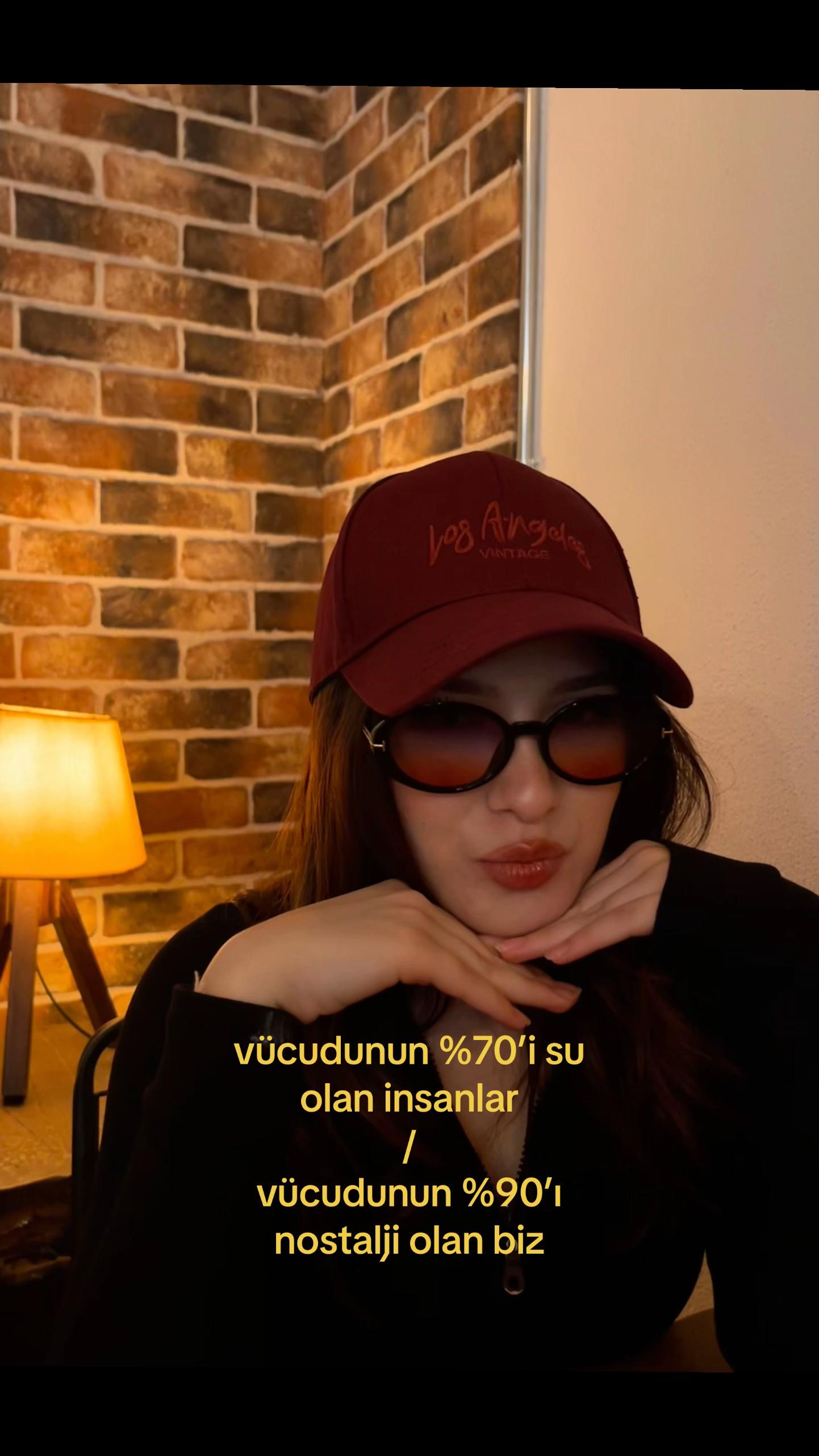 @𝒪̈🦩