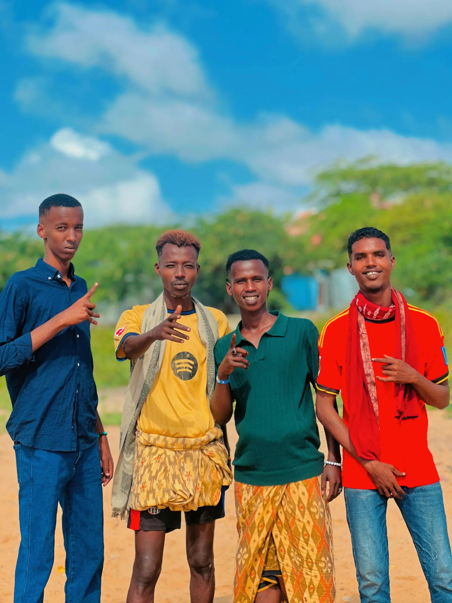 @🪴MOHANOWW🇯🇲